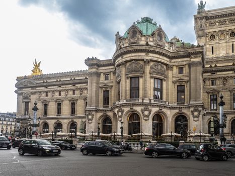 Opera Garnier backstage access — Paris