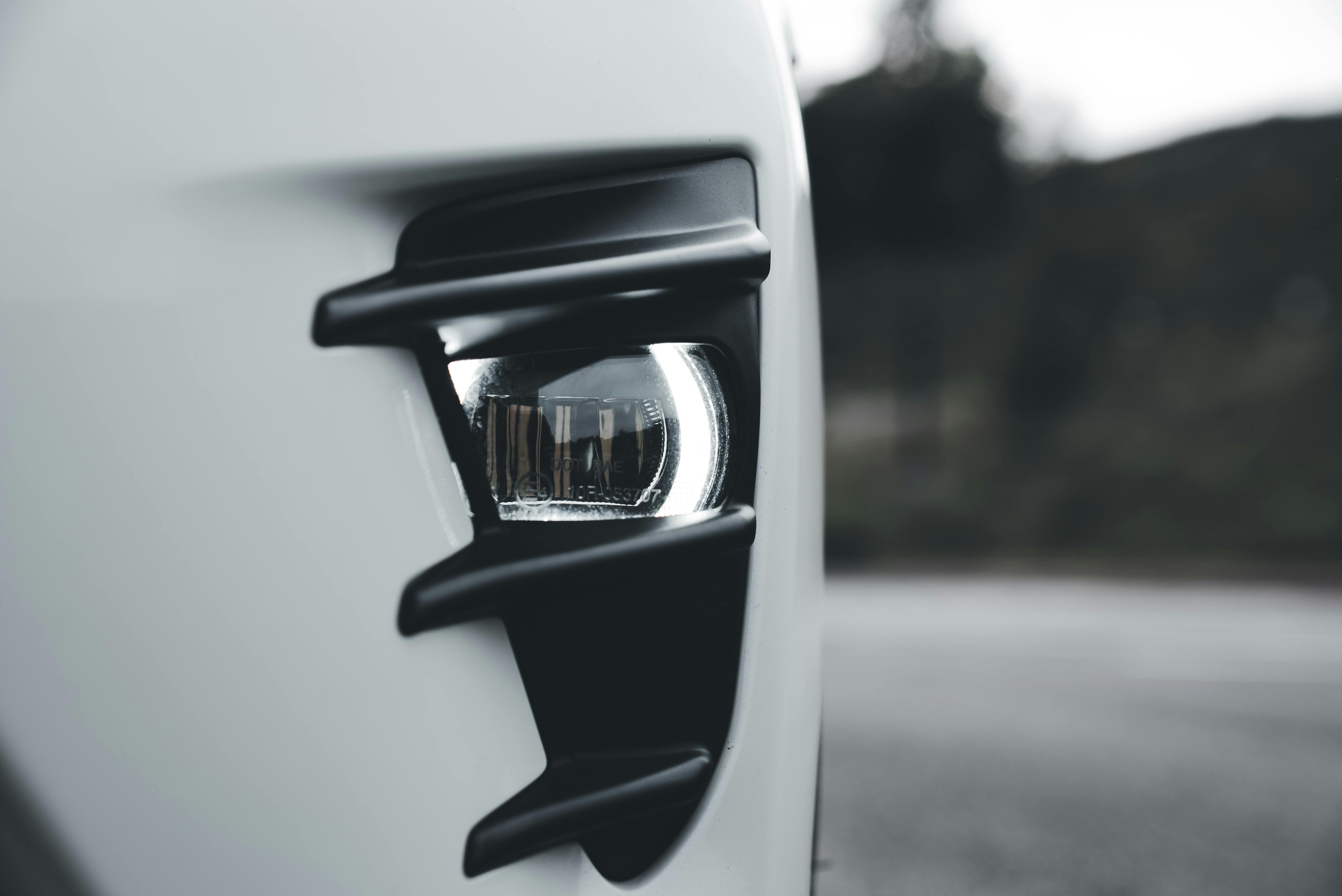 Toyota recalls 550,000 Highlander SUVs because seat backs may fail to lock — Photo by Erik Mclean on Pexels