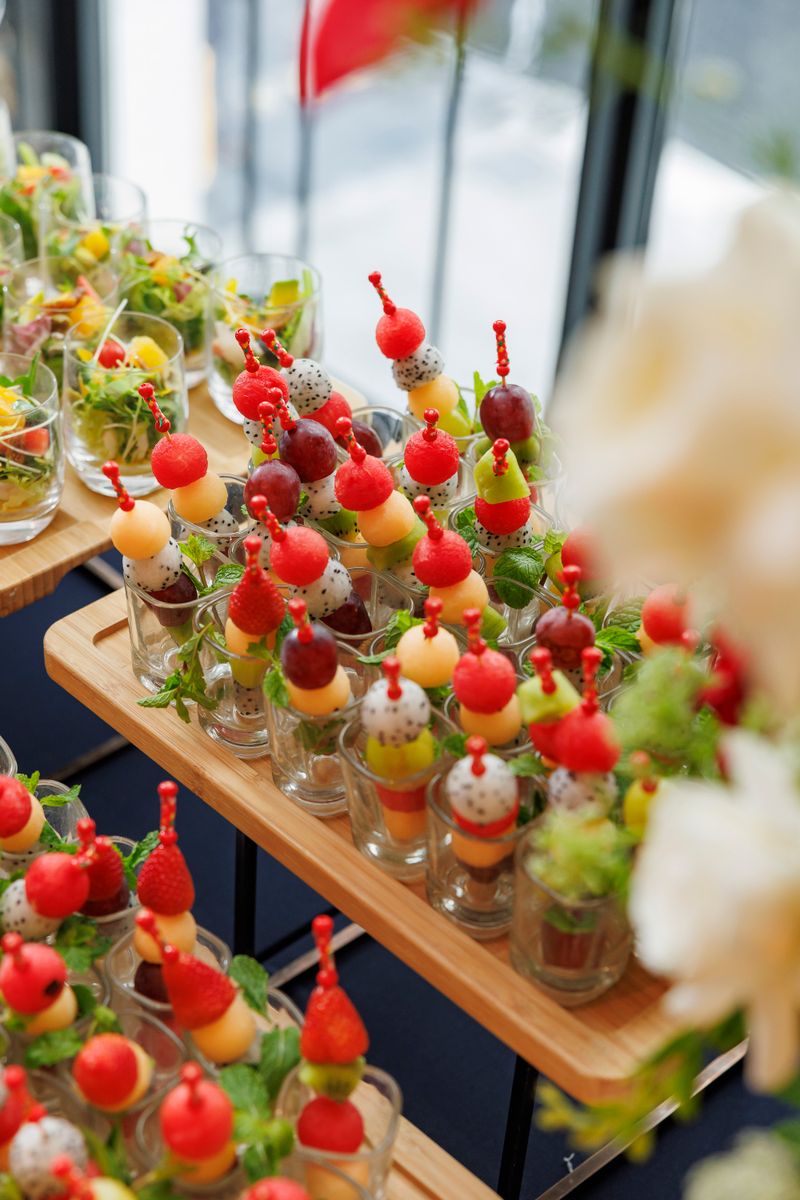 Fruit skewers with yoghurt dip