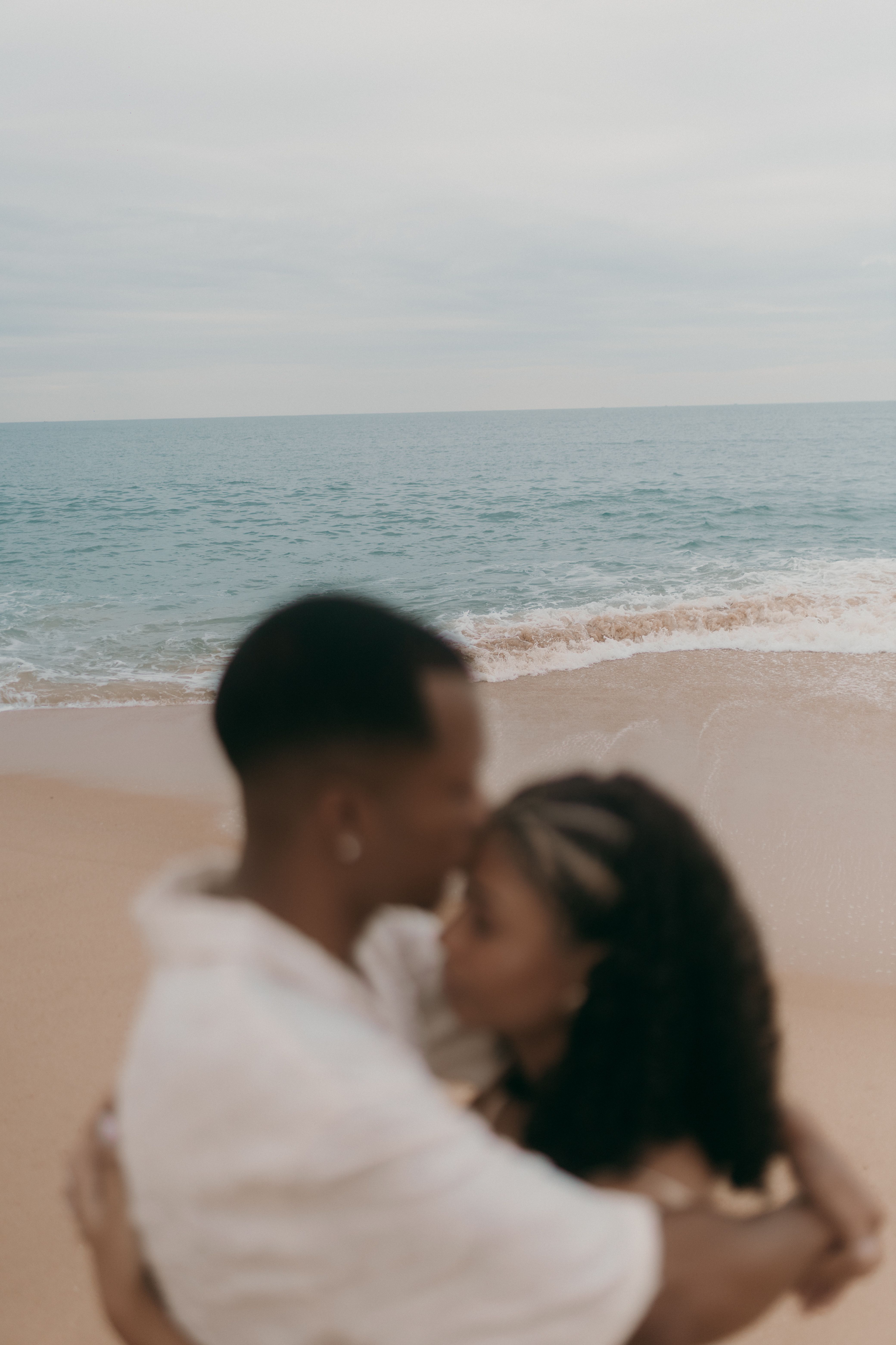 Online dating: starting a conversation on a niche platform