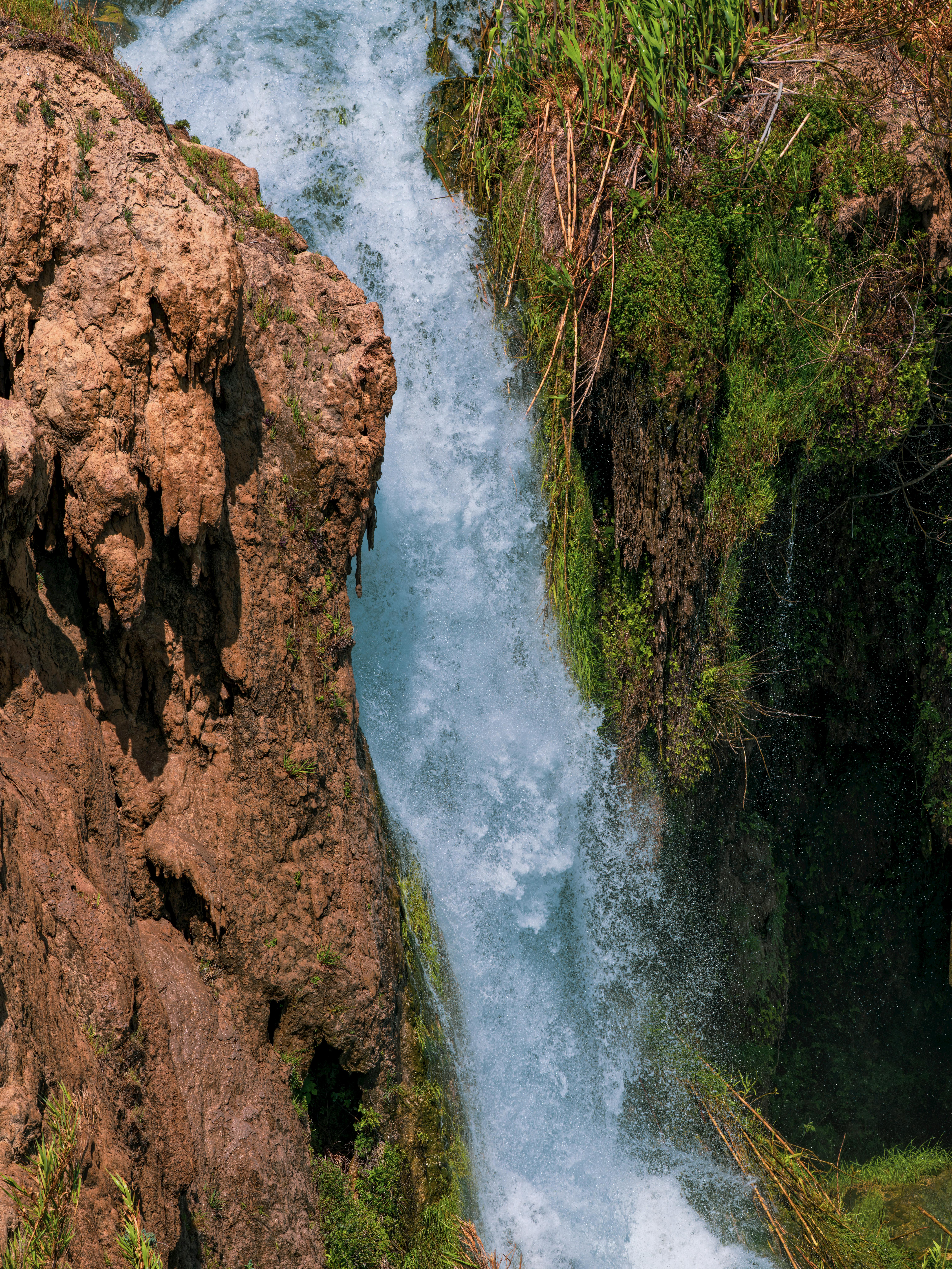 Al-Baqarah Ayat 60 Musa Memukul Batu Dua Belas Mata Air Memancar