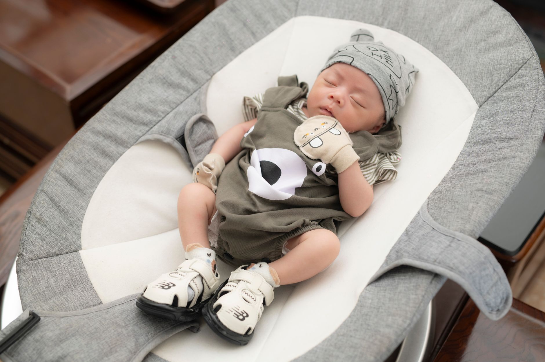 Best Infant Car Seats for Preemies 2026: Low-Weight Picks