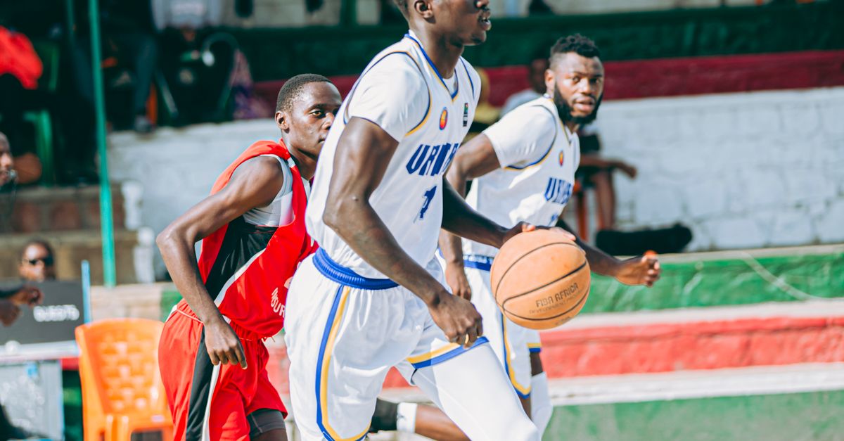 Action Packed Outdoor Basketball Game Free Stock Photo action-packed-outdoor-basketball-game-free-stock-photo