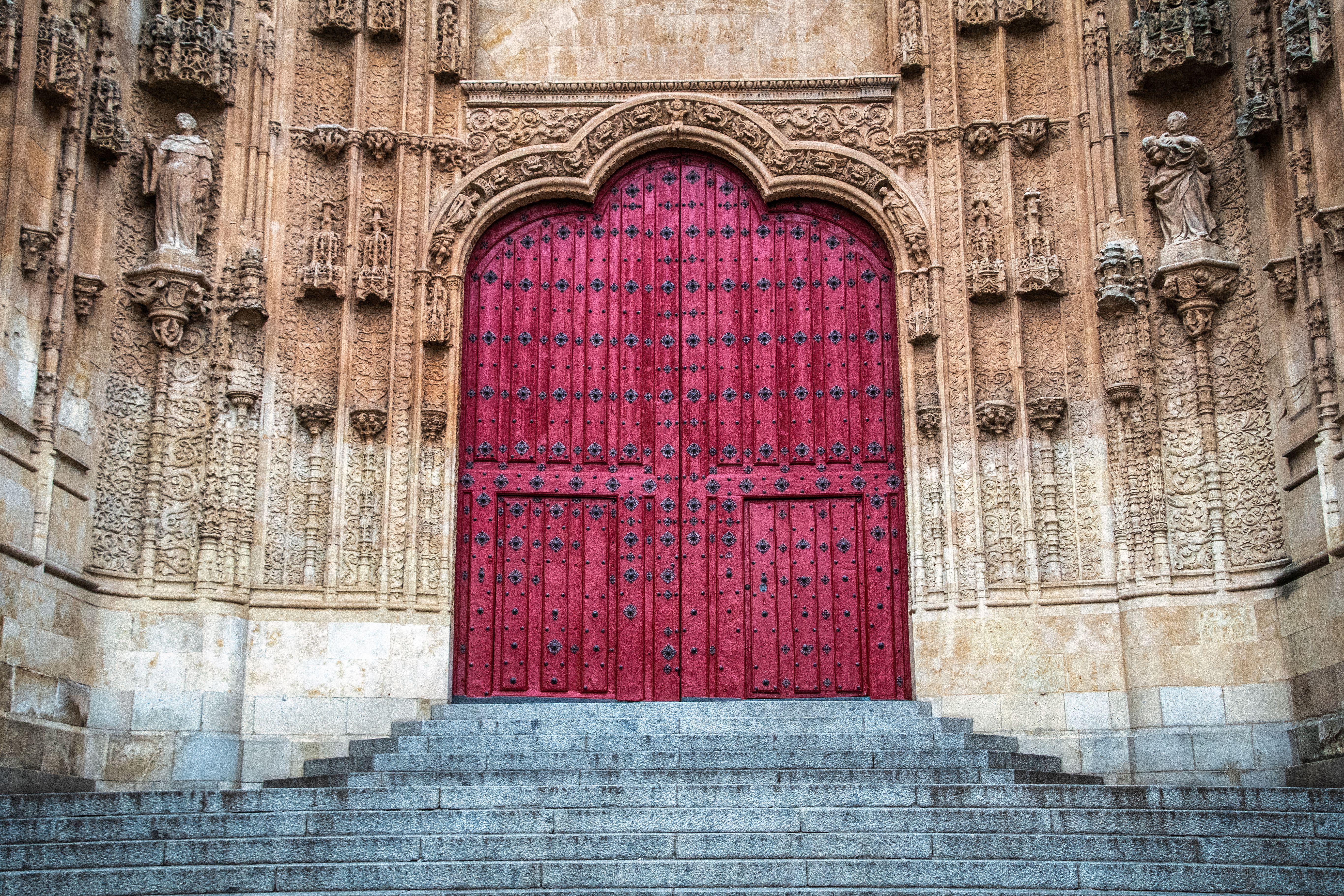 León