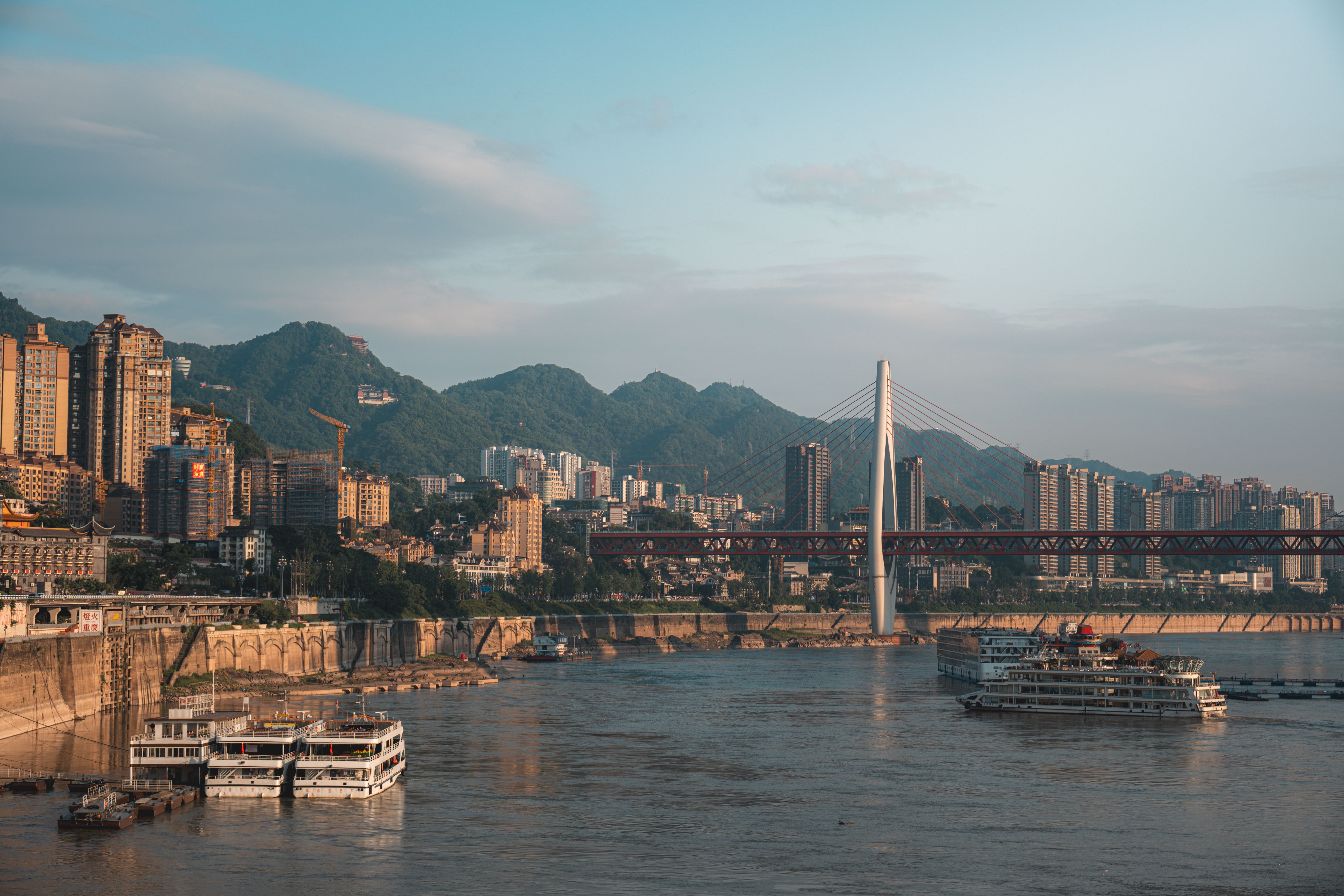 Starting Yangtze Three Gorges Cruise from Chongqing — Embarkation Day: Step by Step