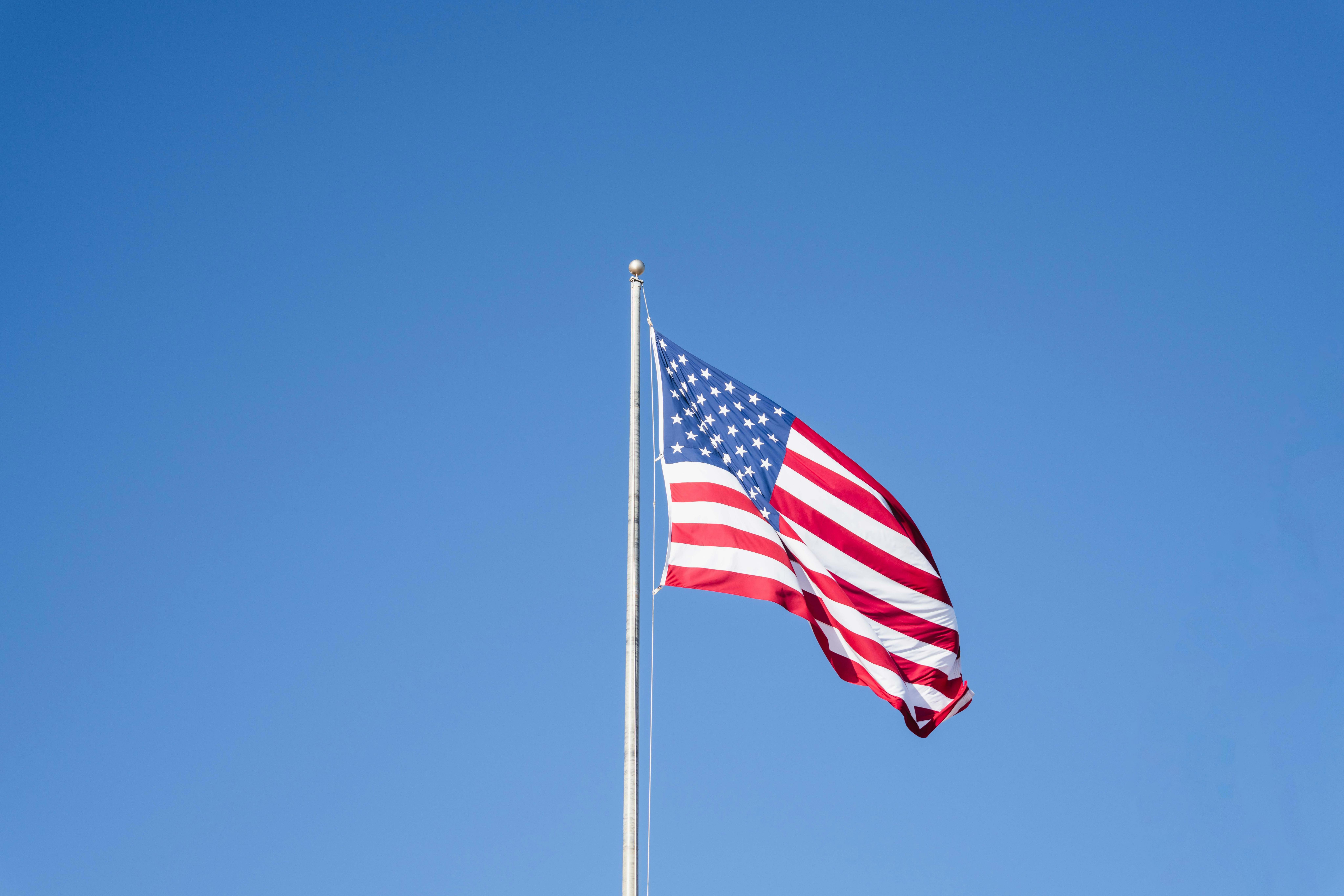 The Science Behind Smell: How Odors Affect Our Brain & Behavior