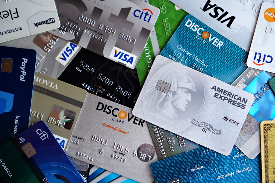 Comparatif frais bancaires : quelle banque choisir en 2026