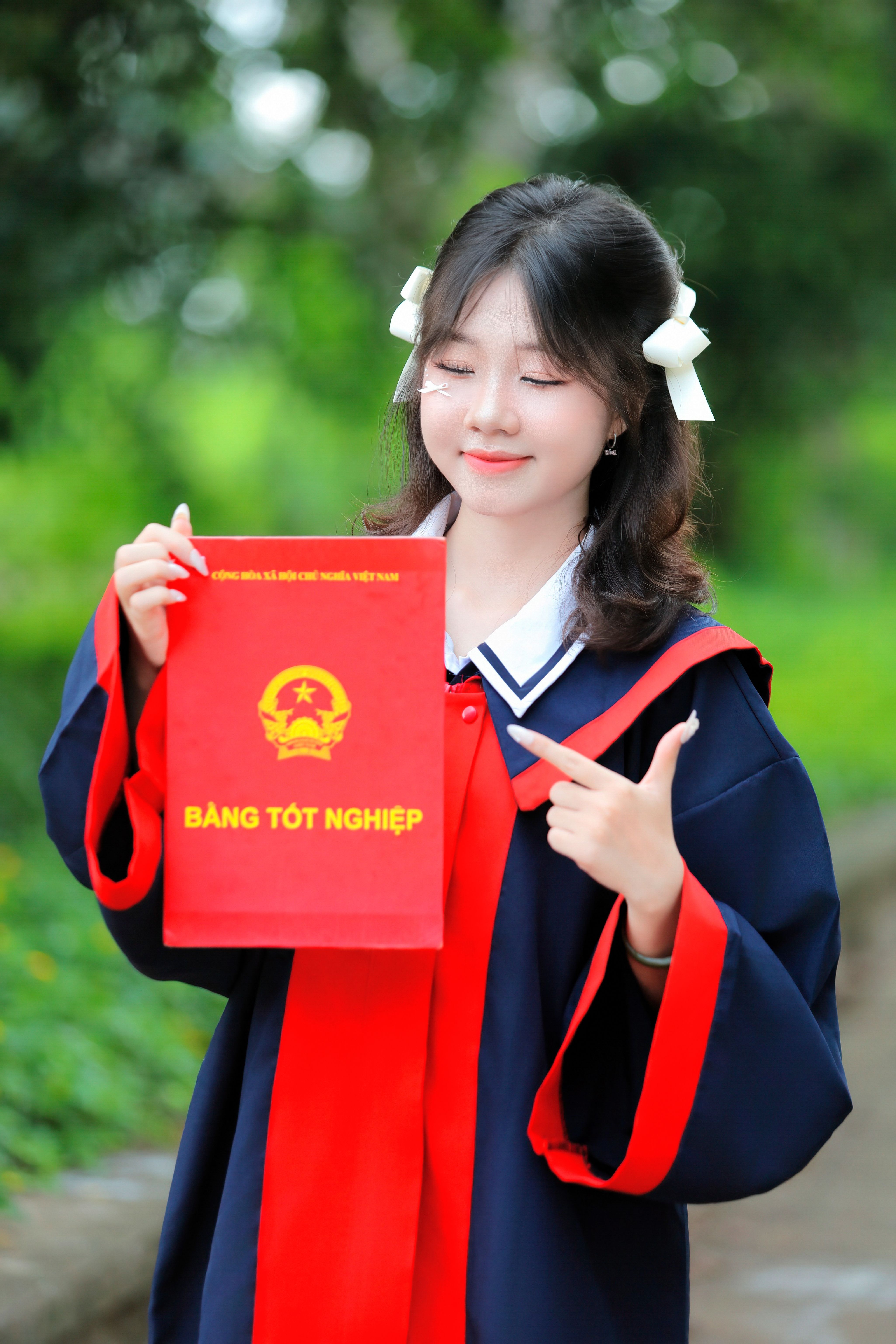 Làm bằng cấp 3 lấy nhanh - Lối đi mới cho người cần việc gấp