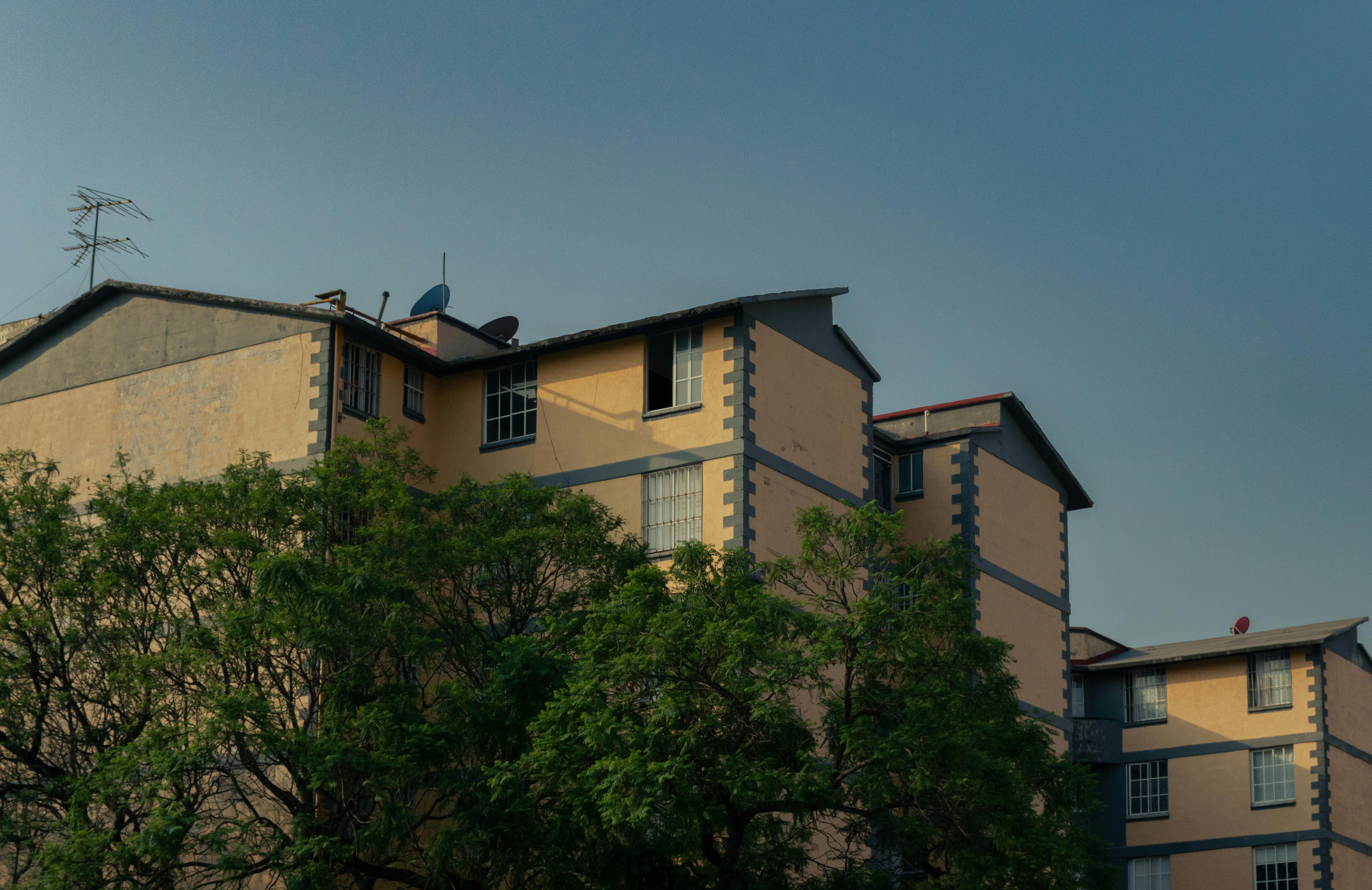 Is Real Estate a Good Investment? — Photo by Jafett Damaso on Pexels