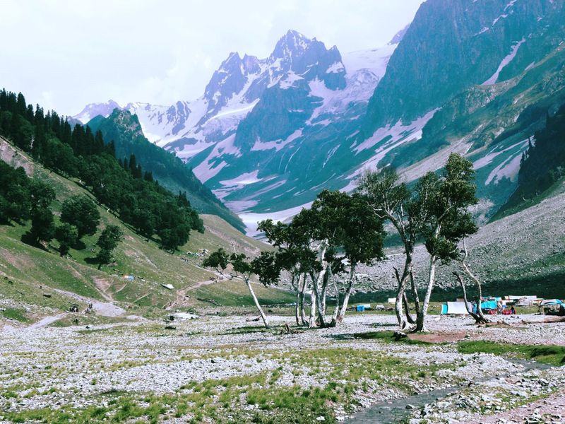 Mountains and camping in Sonamarg, Kashmir