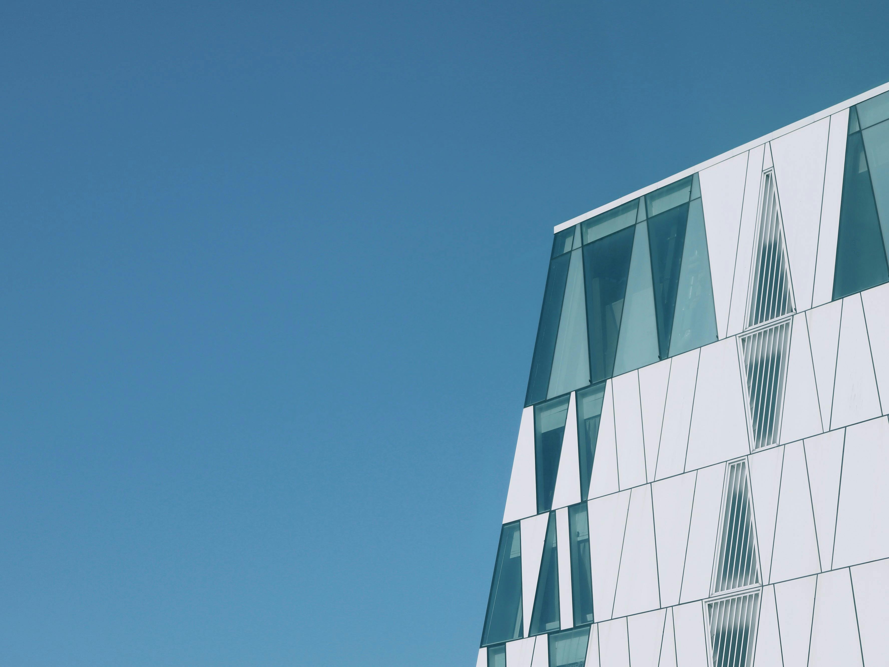 cleaning minimalism — Photo by Olha Padalka on Pexels