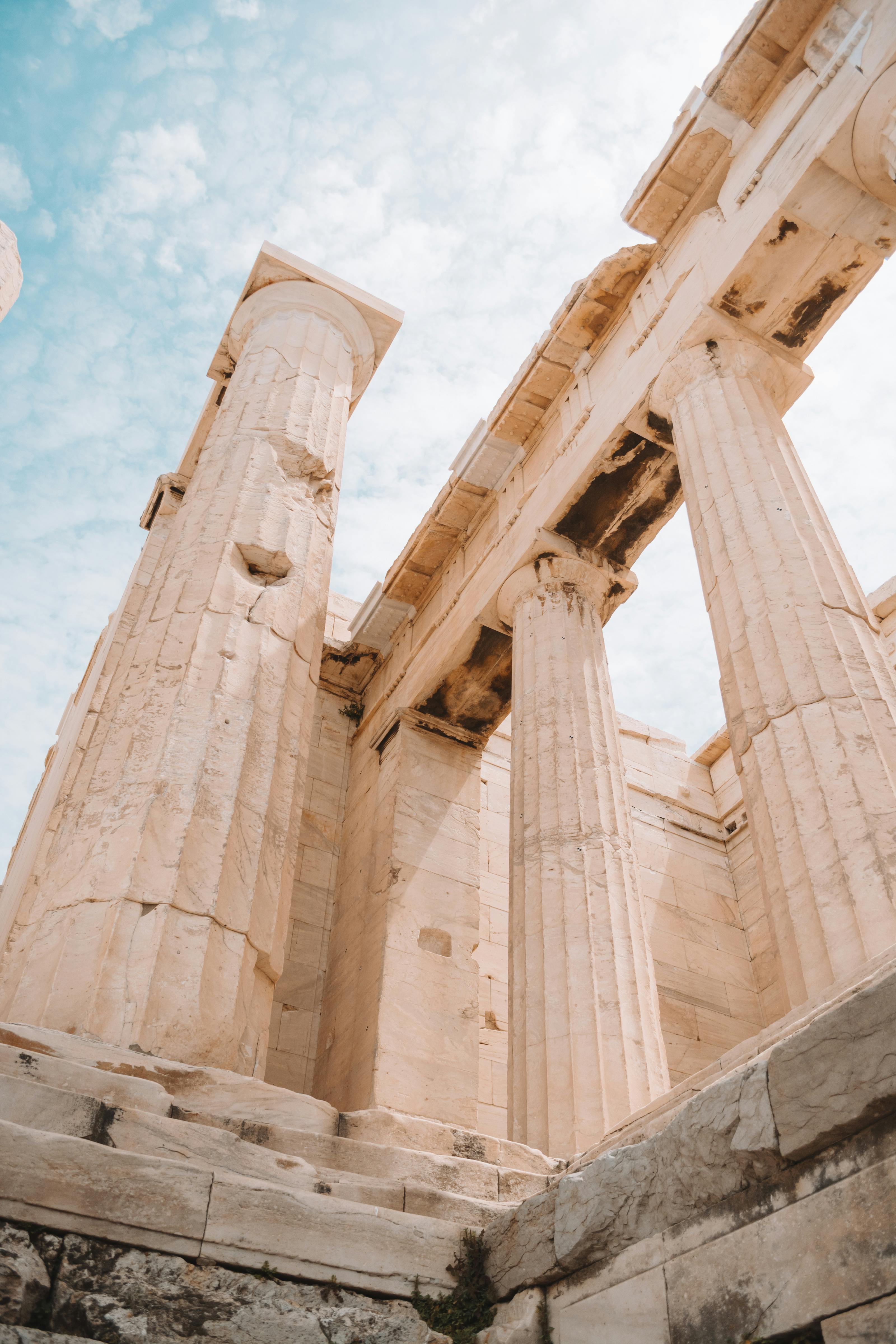 Journey to Ancient Greece: A Traveler