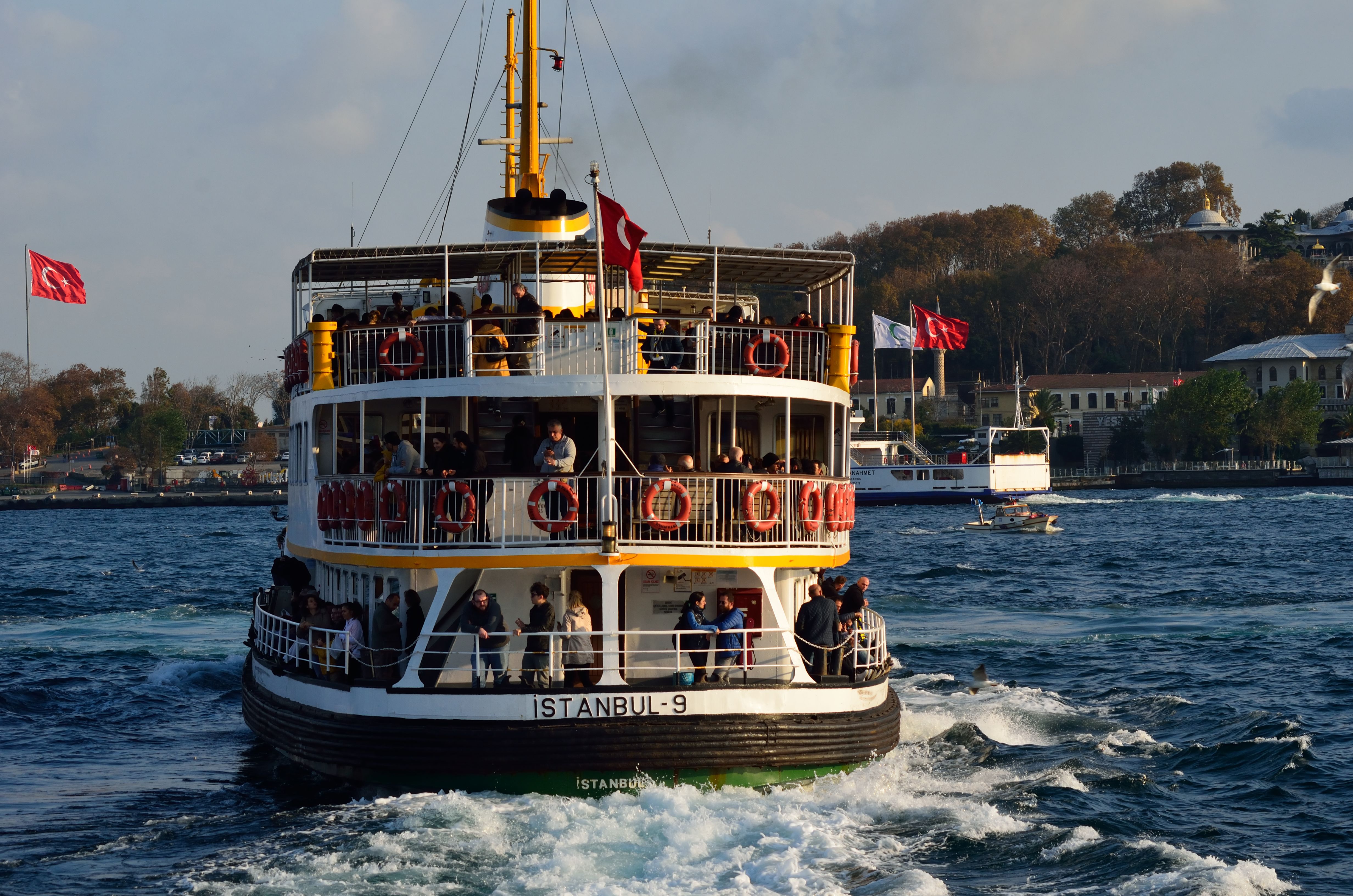Scenic Istanbul Ferry Crossing the Bosphorus · Free Stock Photo