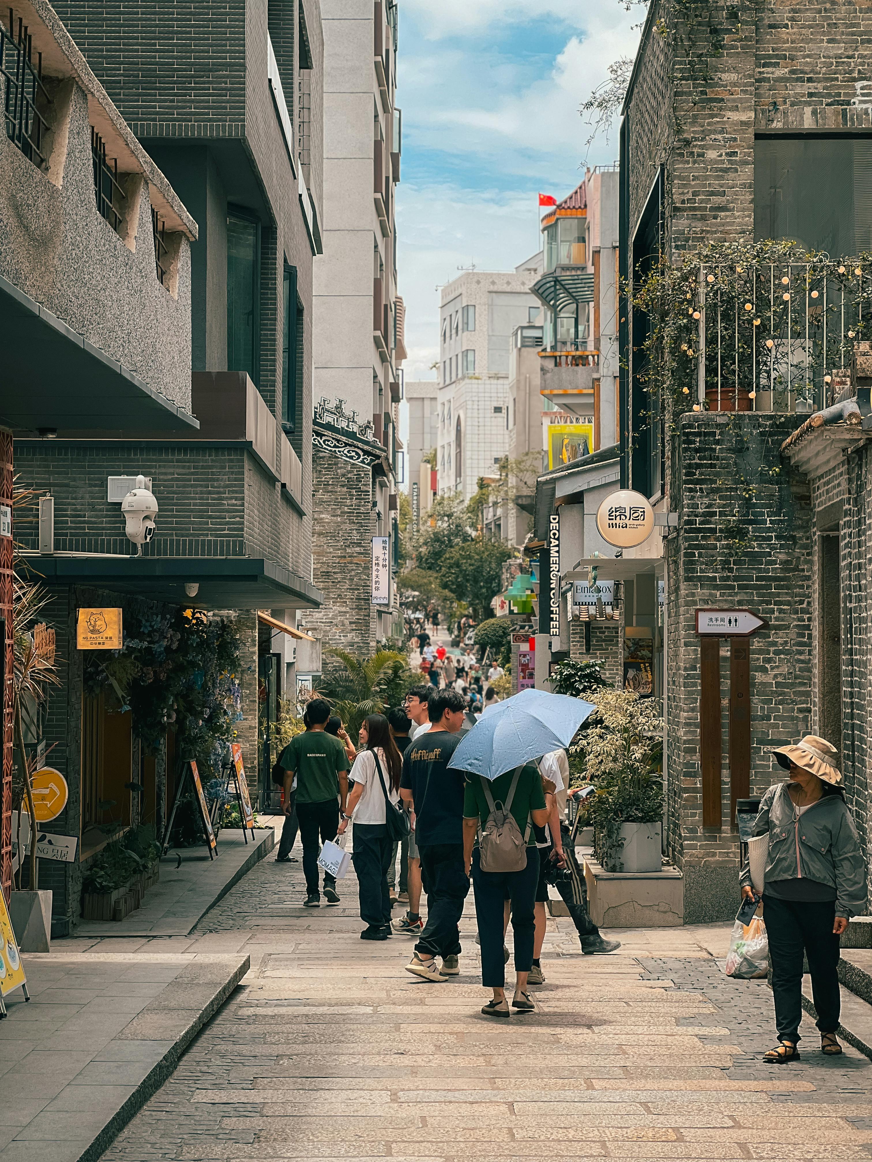 Digs Bristol: Discover Unforgettable Student Living Experiences 3 Exploring the Vibrant Community Life at Digs Bristol: What to Expect