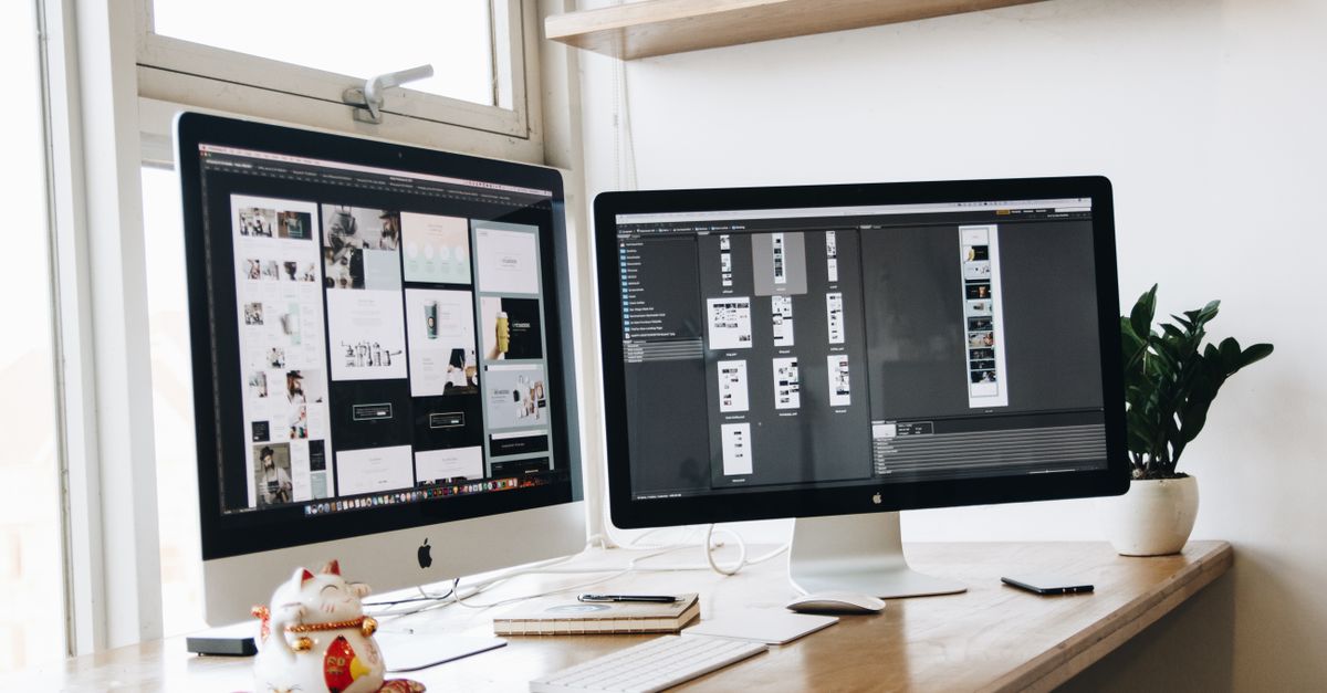 dual monitor setup workspace productivity
