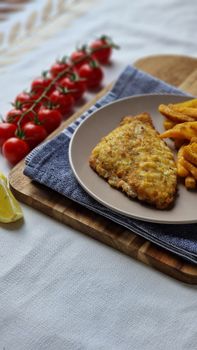 Cabillaud cuit au four avec quinoa citron-herbes et brocolis