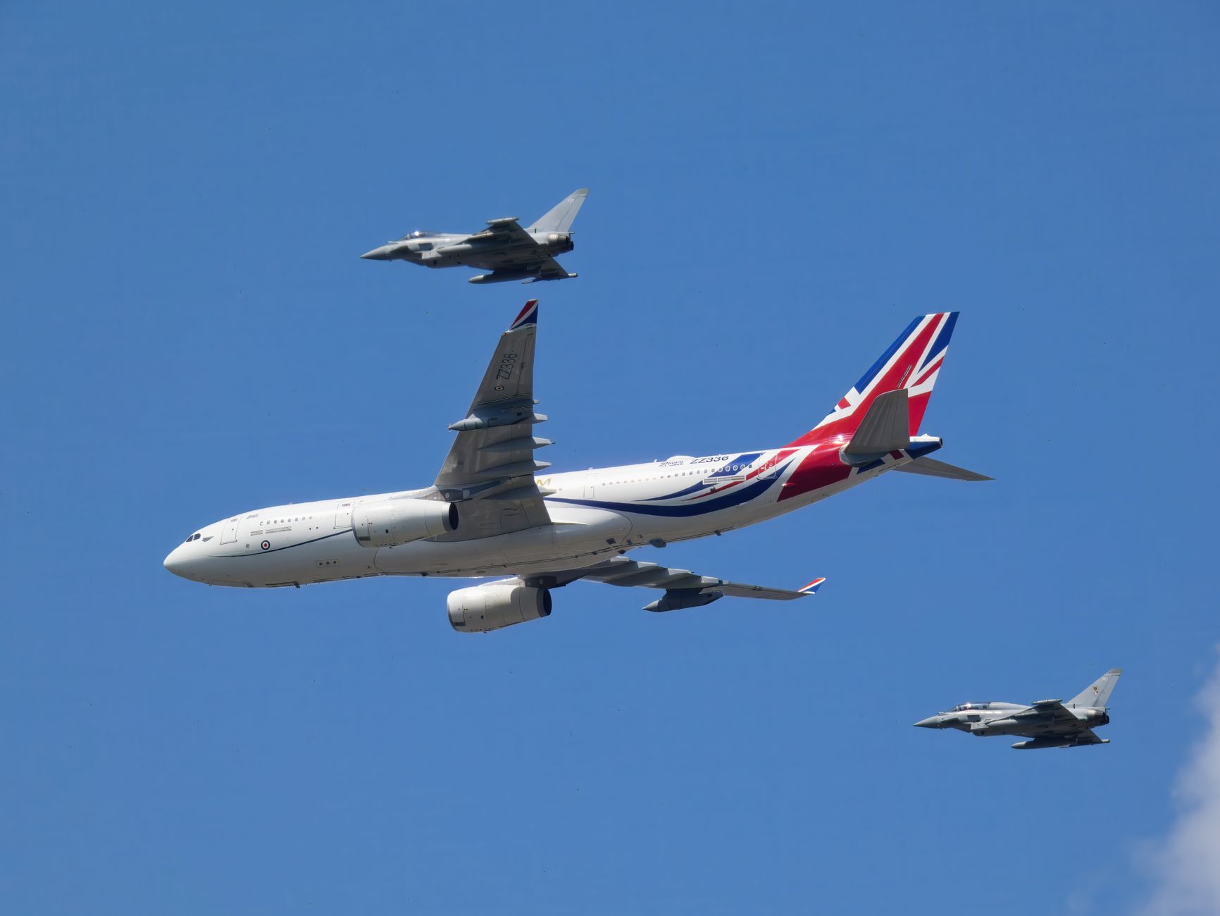 RAF Voyager tipi askeri yakıt ikmal uçağı