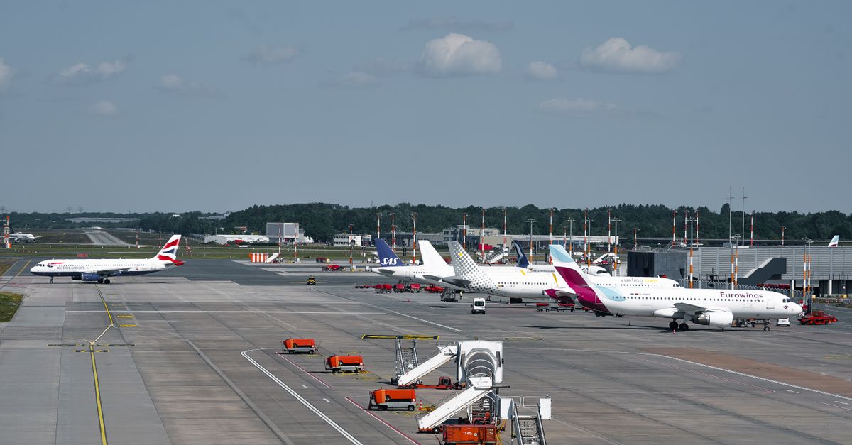 Heathrow Cancels More Flights as UK Air Traffic Disruption Drags On