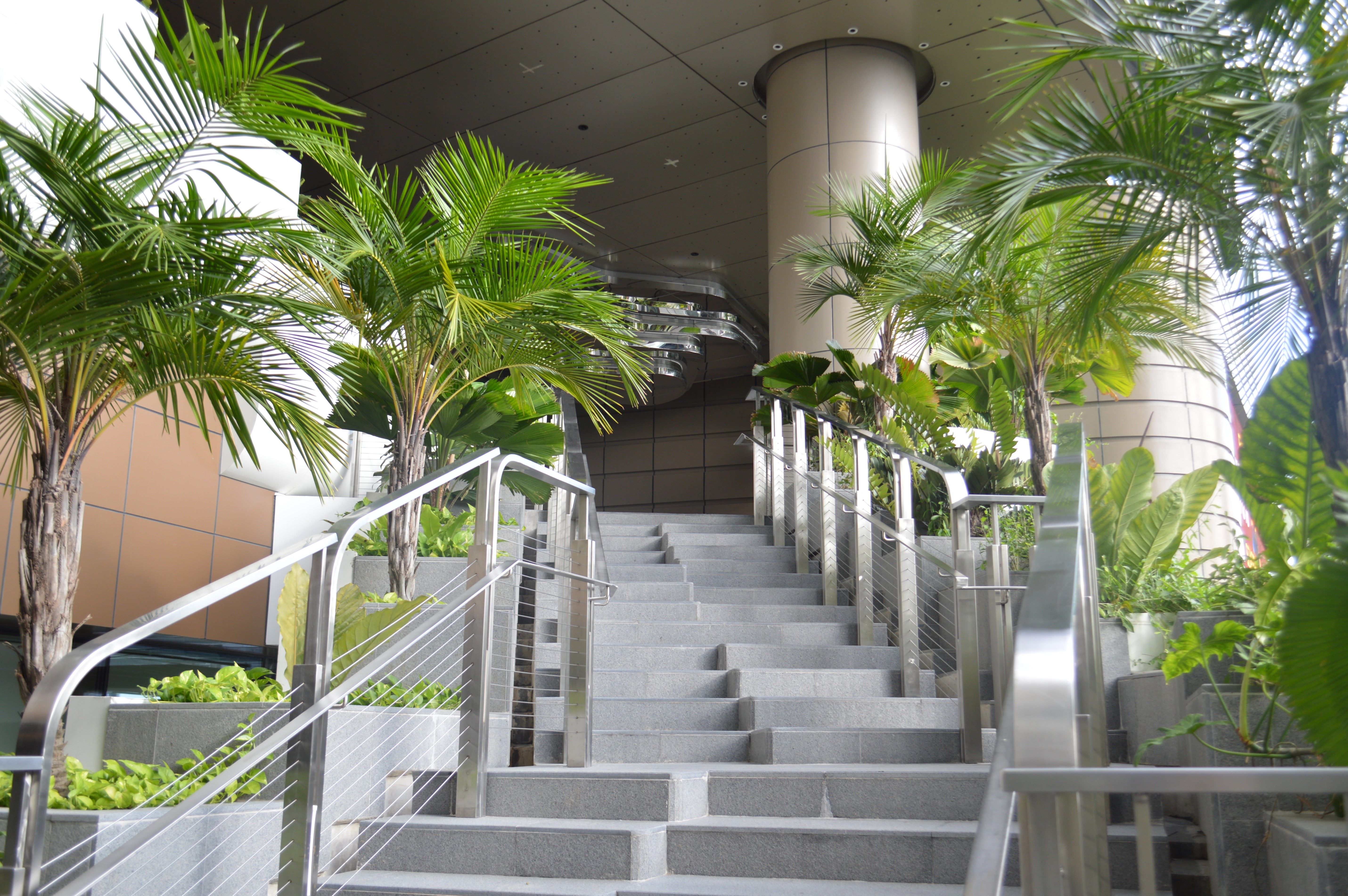 Como contratar paisagismo corporativo para empresas na Grande São Paulo?