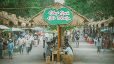 Vibrant Market Scene in Đồng Tháp, Vietnam