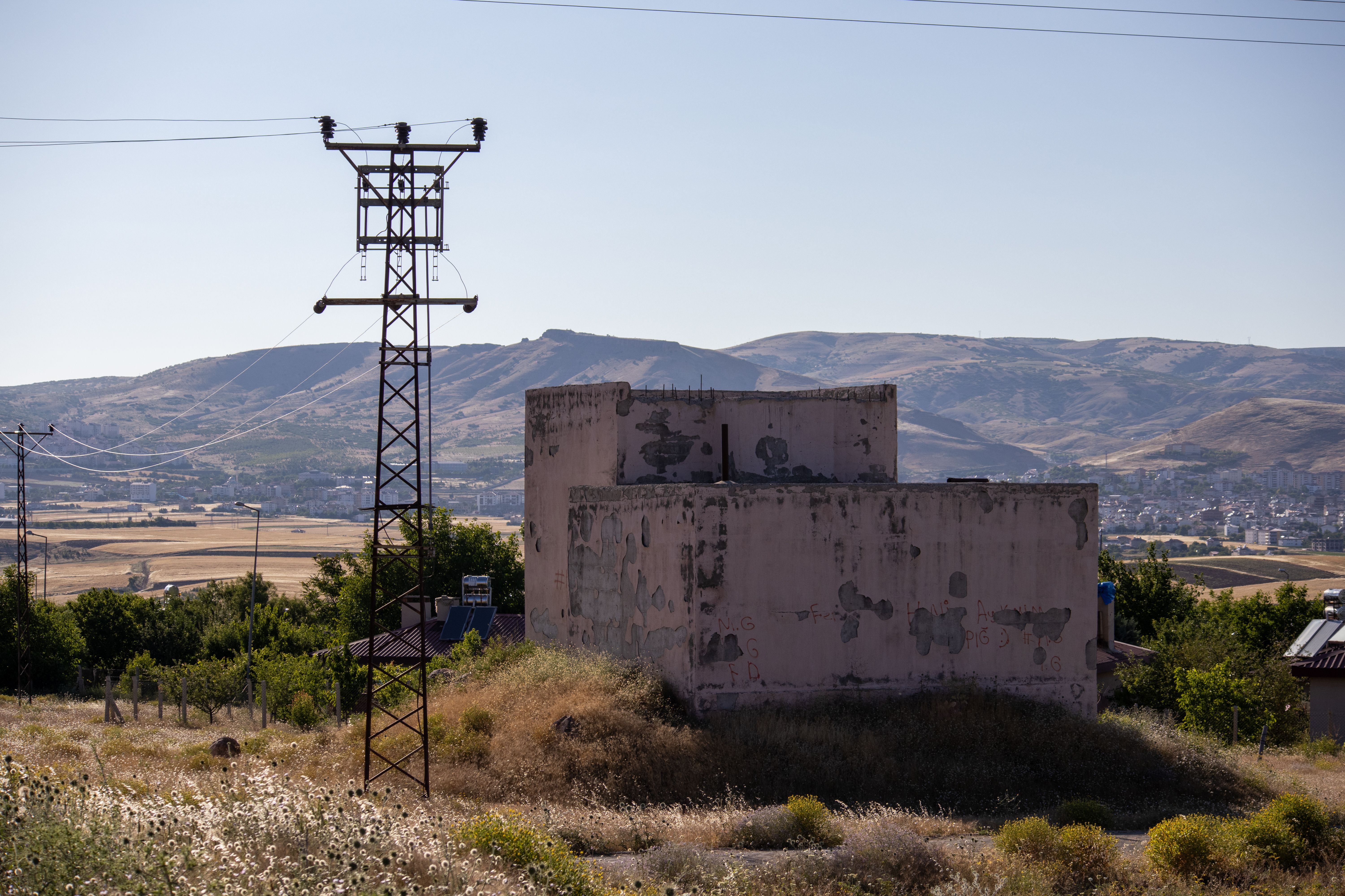Rural Landscape with Utility Pole in Palu, Türkiye · Free Stock Photo