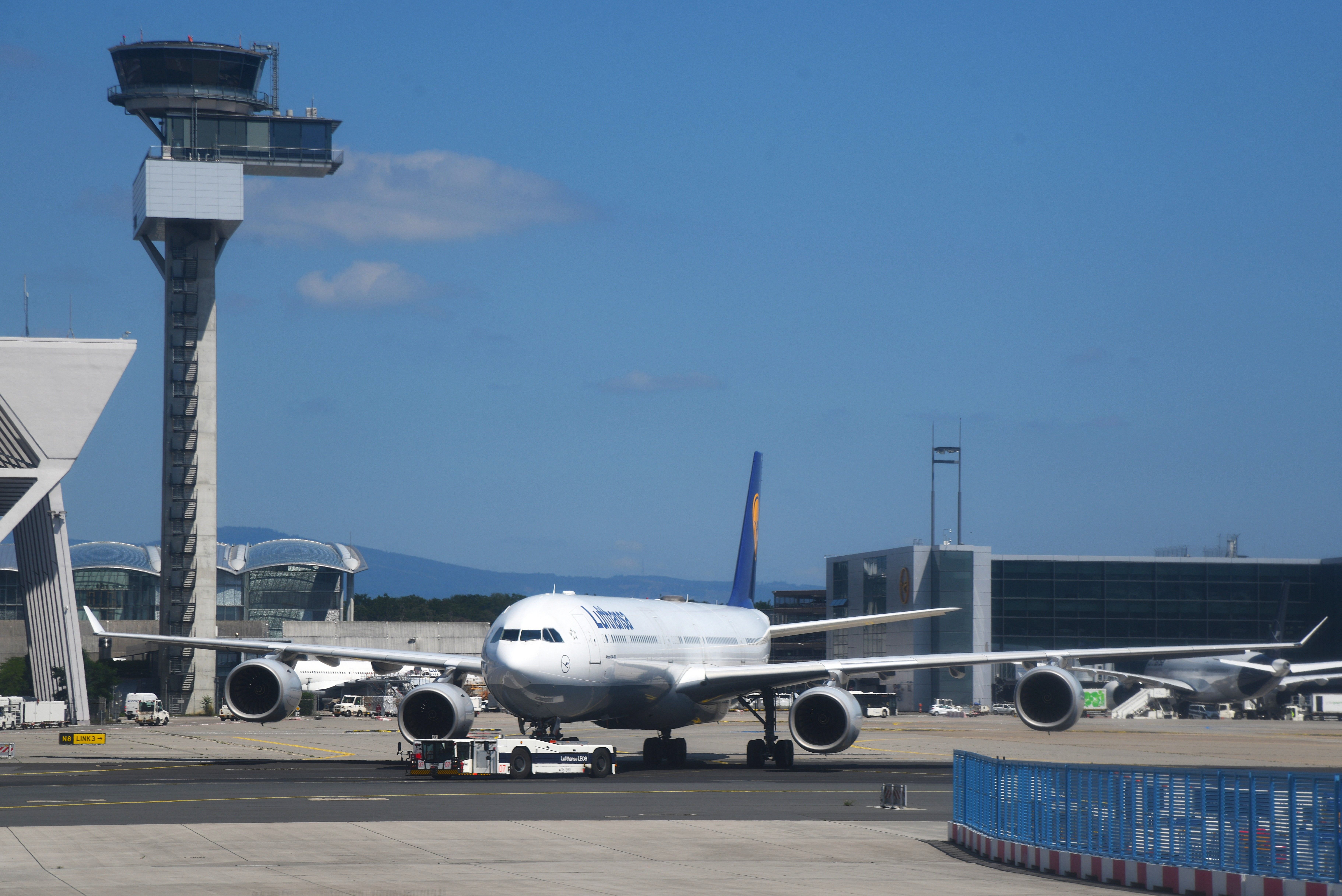 Bam Airport