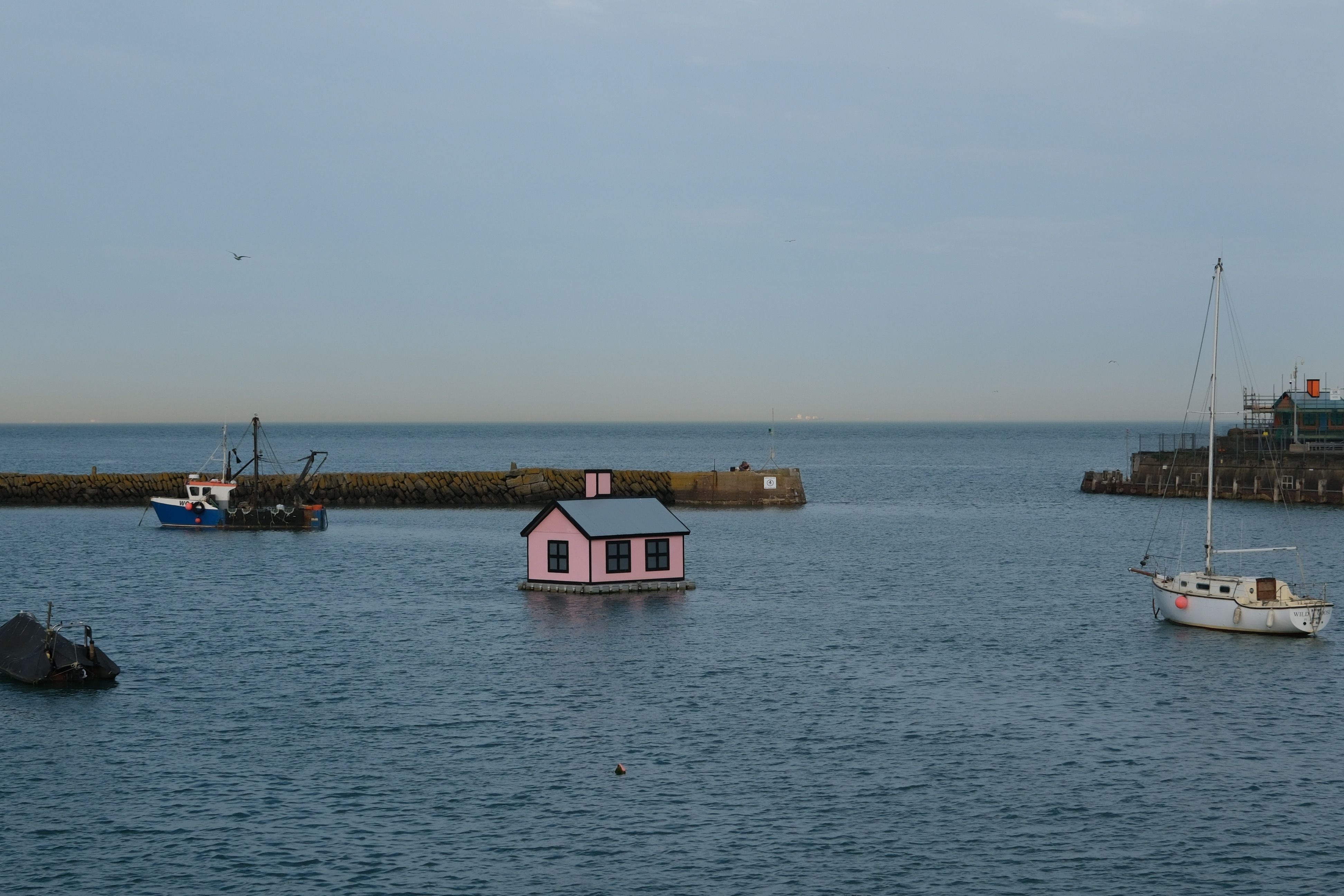 Exclusive | New Jersey auction house selling off Jeffrey Epstein's decor — Photo by Mingyang LIU on Pexels
