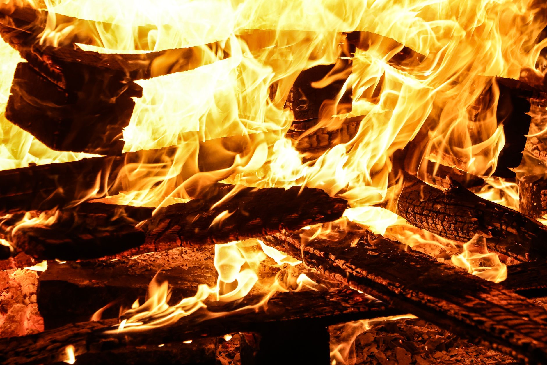 Incendiu la o școală din Șieu, județul Bistrița-Năsăud, fără victime raportate