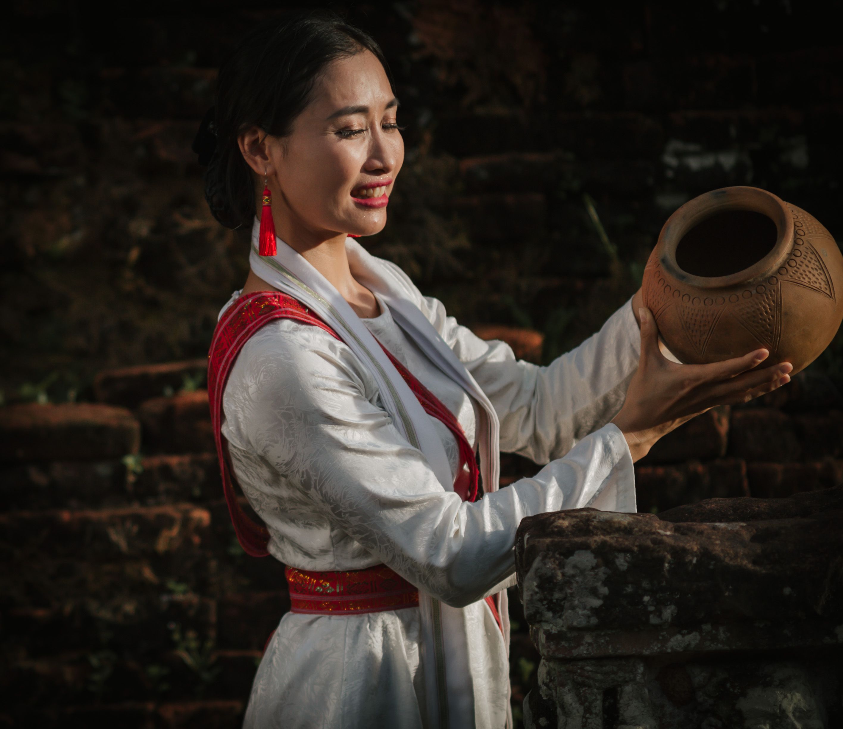 Traditional Cultural Ceremony with Clay Pot · Free Stock Photo