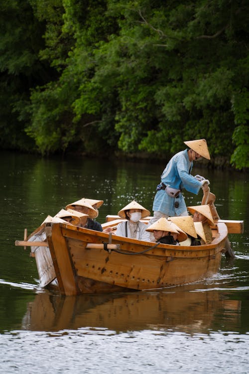 Traditional Boat Ride in Himeji, Japan · Free Stock Photo