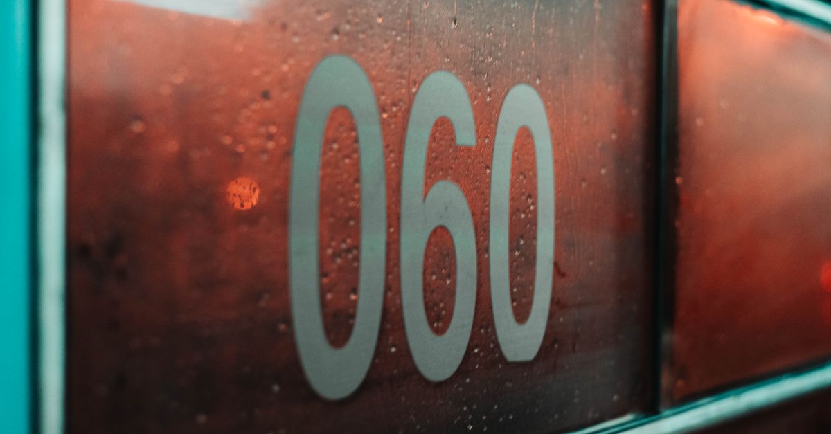 Is the 60/40 Portfolio Dead? What Top Analysts Are Saying About 2024's Market
