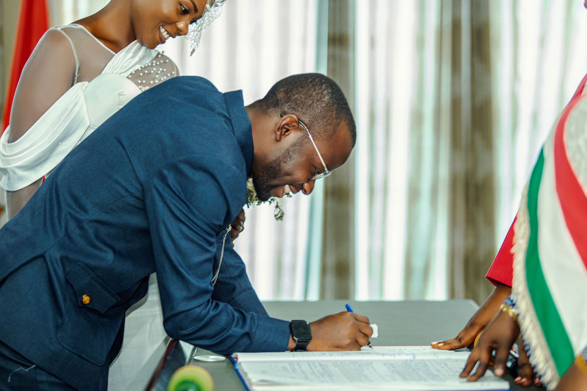 Debt-Free Marriage Deal Paves Way for 25-Year Financial Control