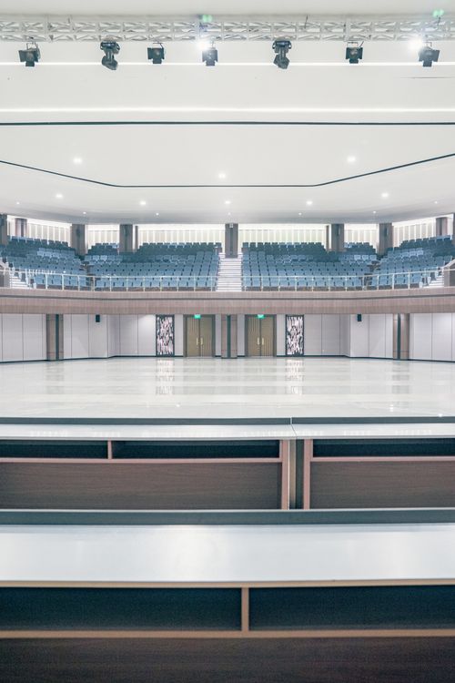 Modern Theater Interior with Seating and Stage · Free Stock Photo