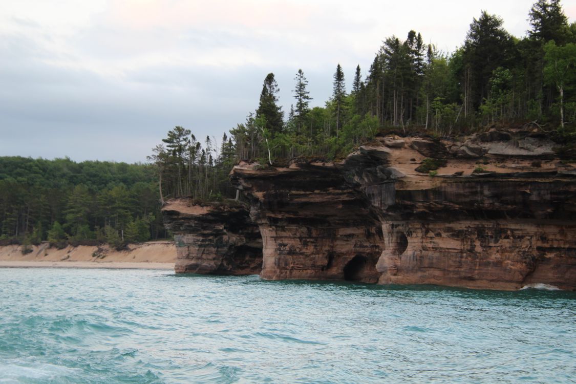 Rocky Shoreline of Pictured Rocks in Summer · Free Stock Photo