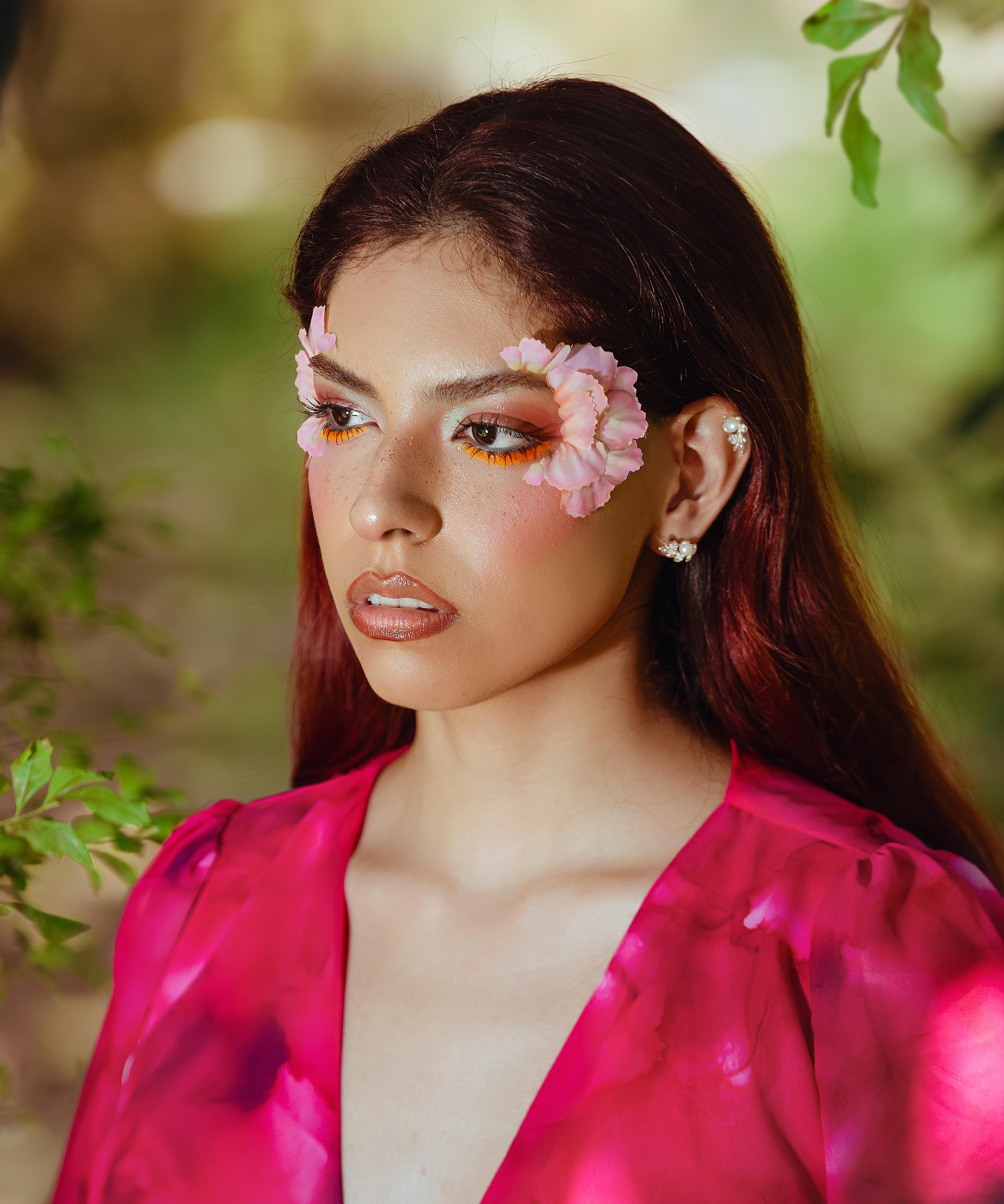 How To Remove Stubborn False Eyelash Glue.