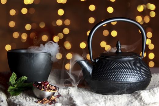 Cast-iron teapot still life — photo by Pixabay on Pexels