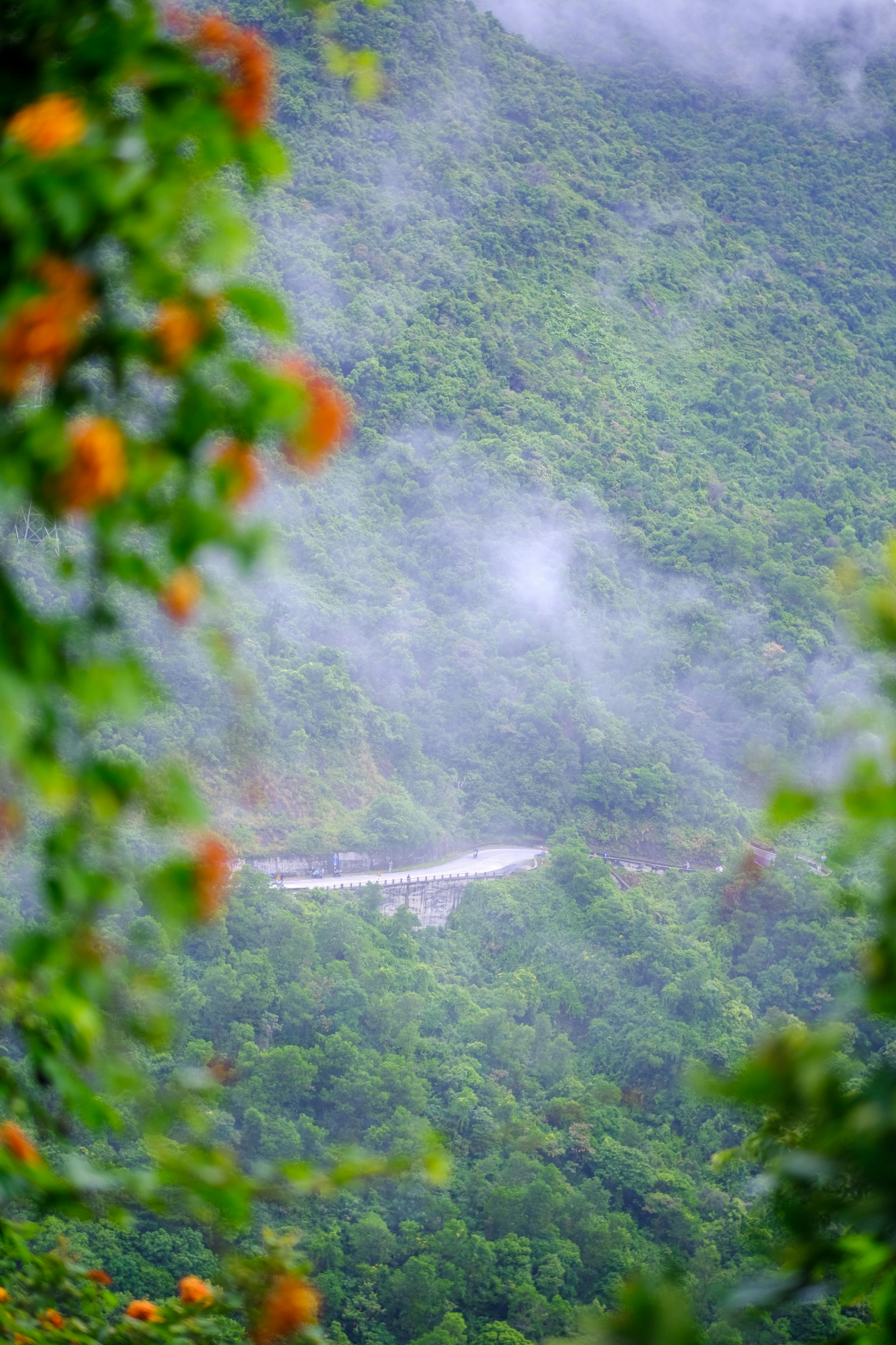 Ỷ thiên đồ long ký | Chương 31. Ỷ thiên đồ long ký | Chương 31. 933 – thu vien, van hoc, van hoc trung quoc, kiem hiep, kim dung, y thien do long ky.