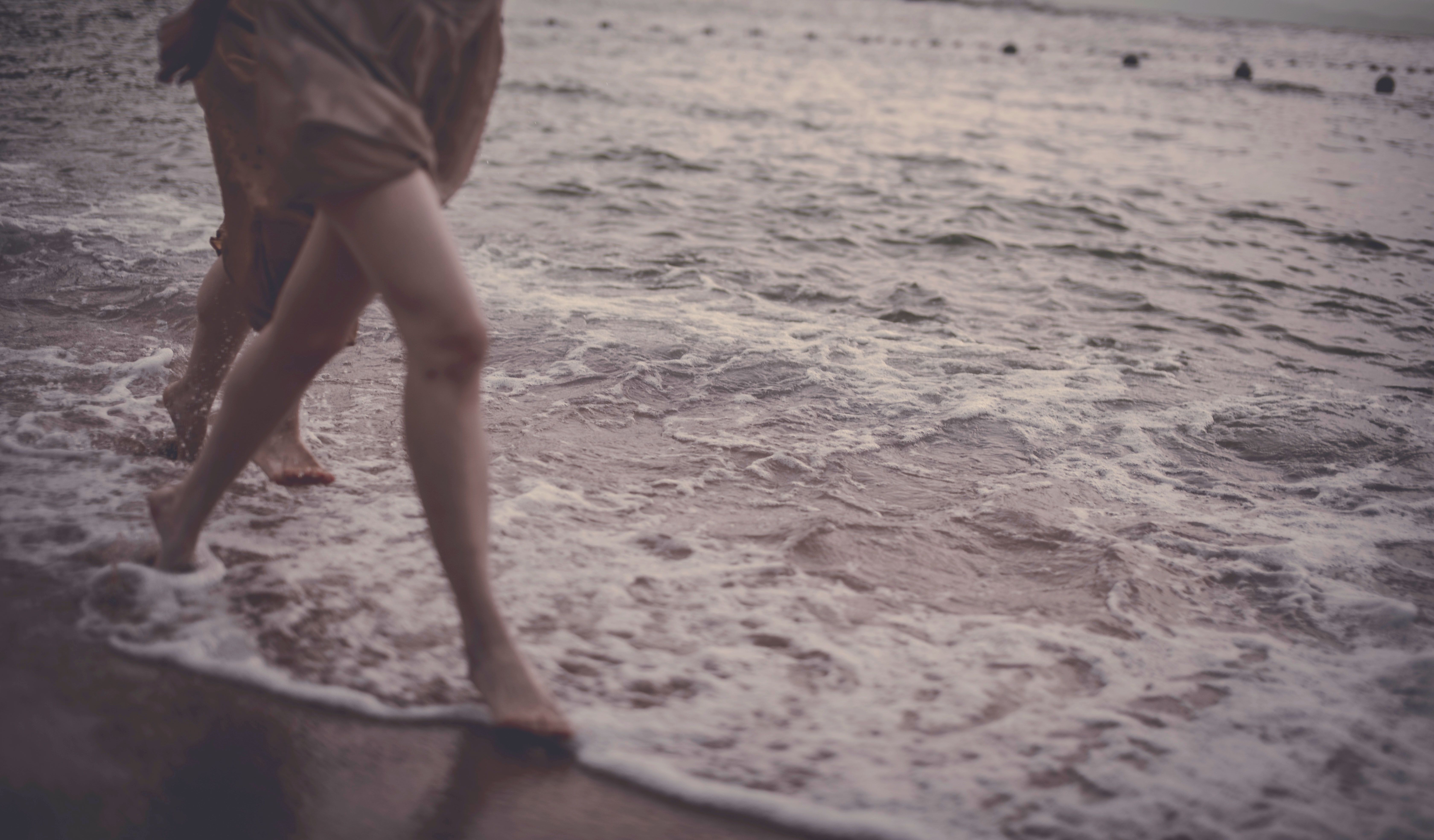 Footstepes Photos, Download The BEST Free Footstepes Stock Photos & HD ...