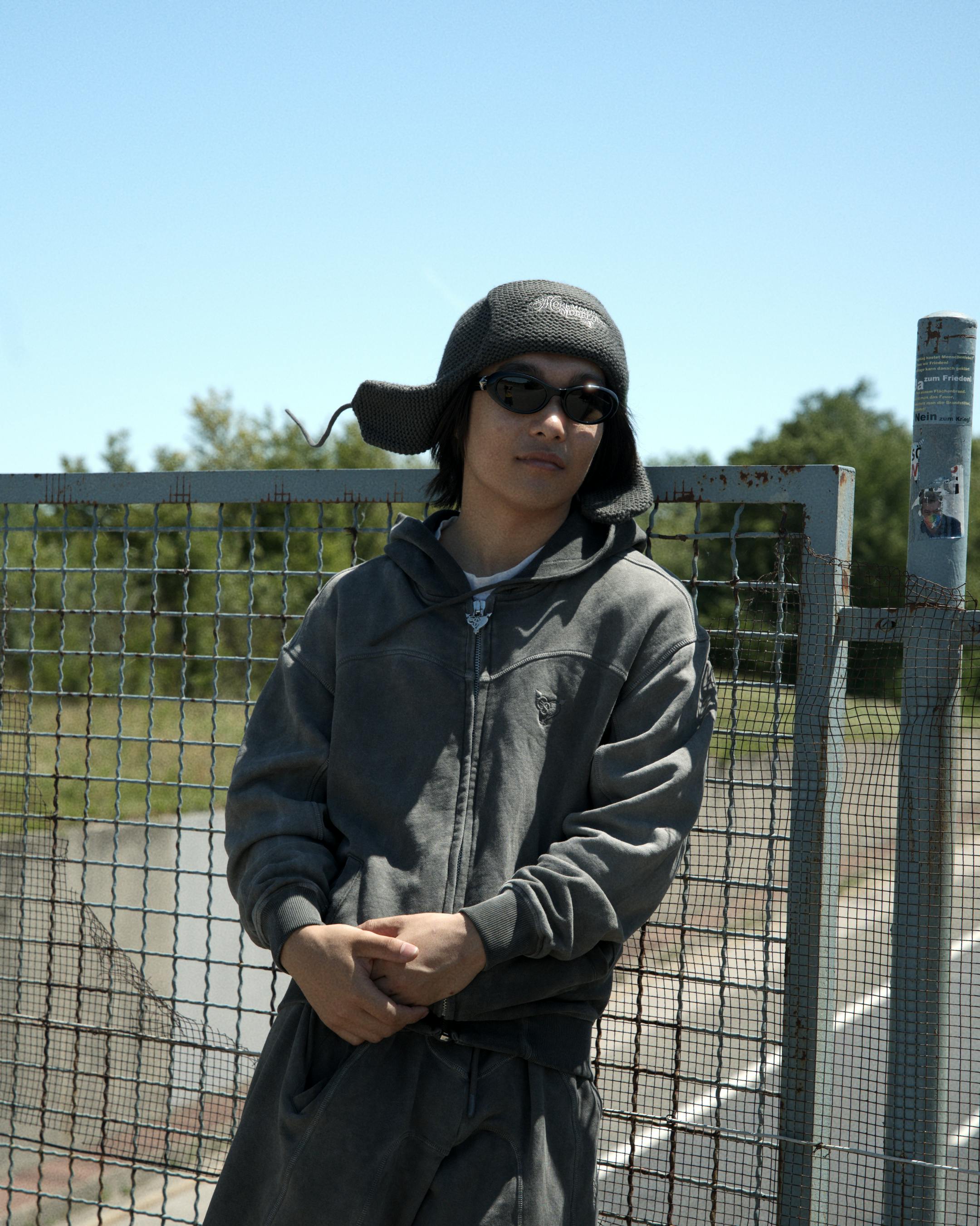 grátis Retrato Casual De Estilo De Rua Ao Ar Livre Foto profissional