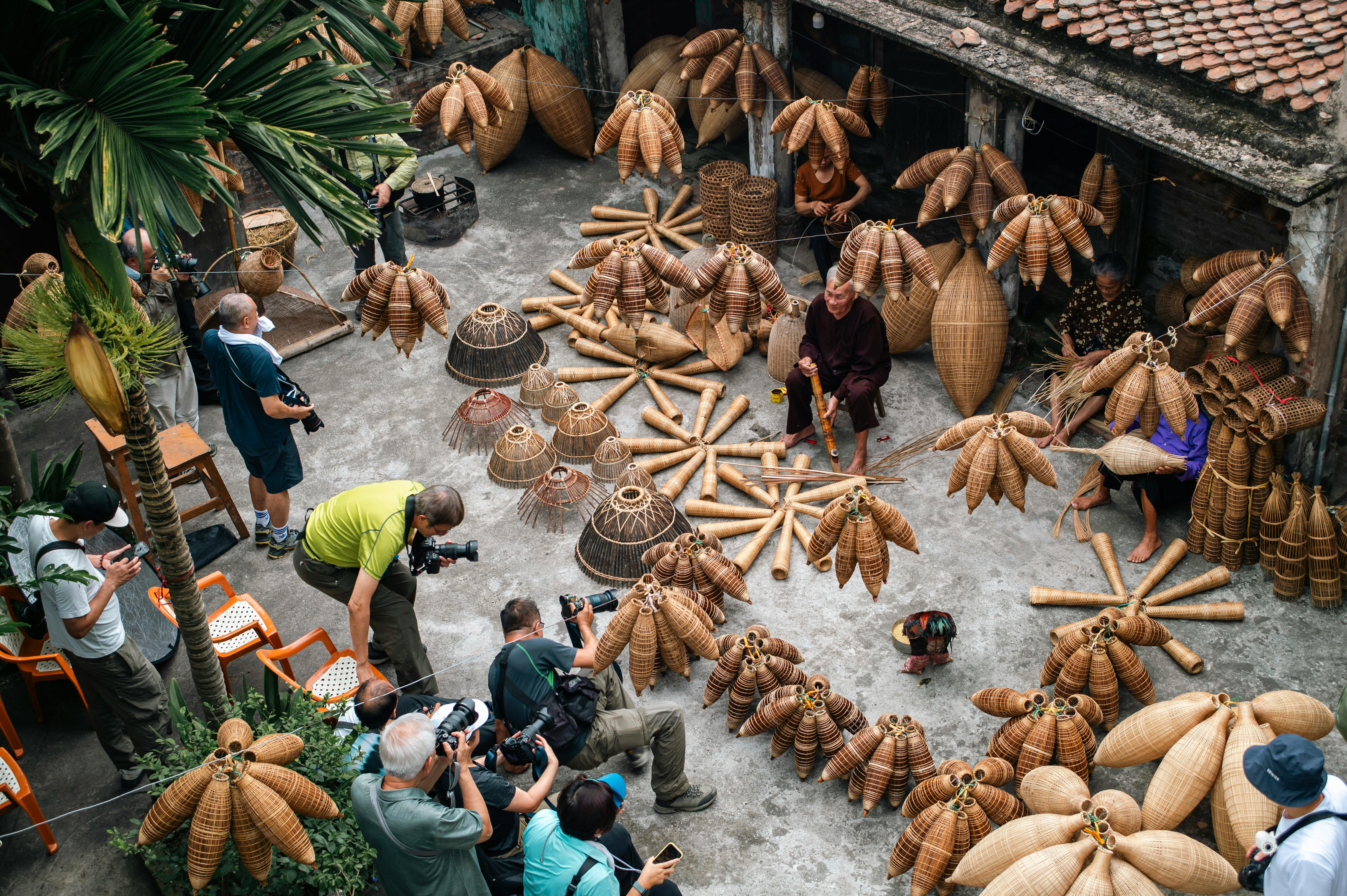 Exploring the Art of Craftsmanship: How Local Drivers Can Take You to India's Best Artisan Workshops