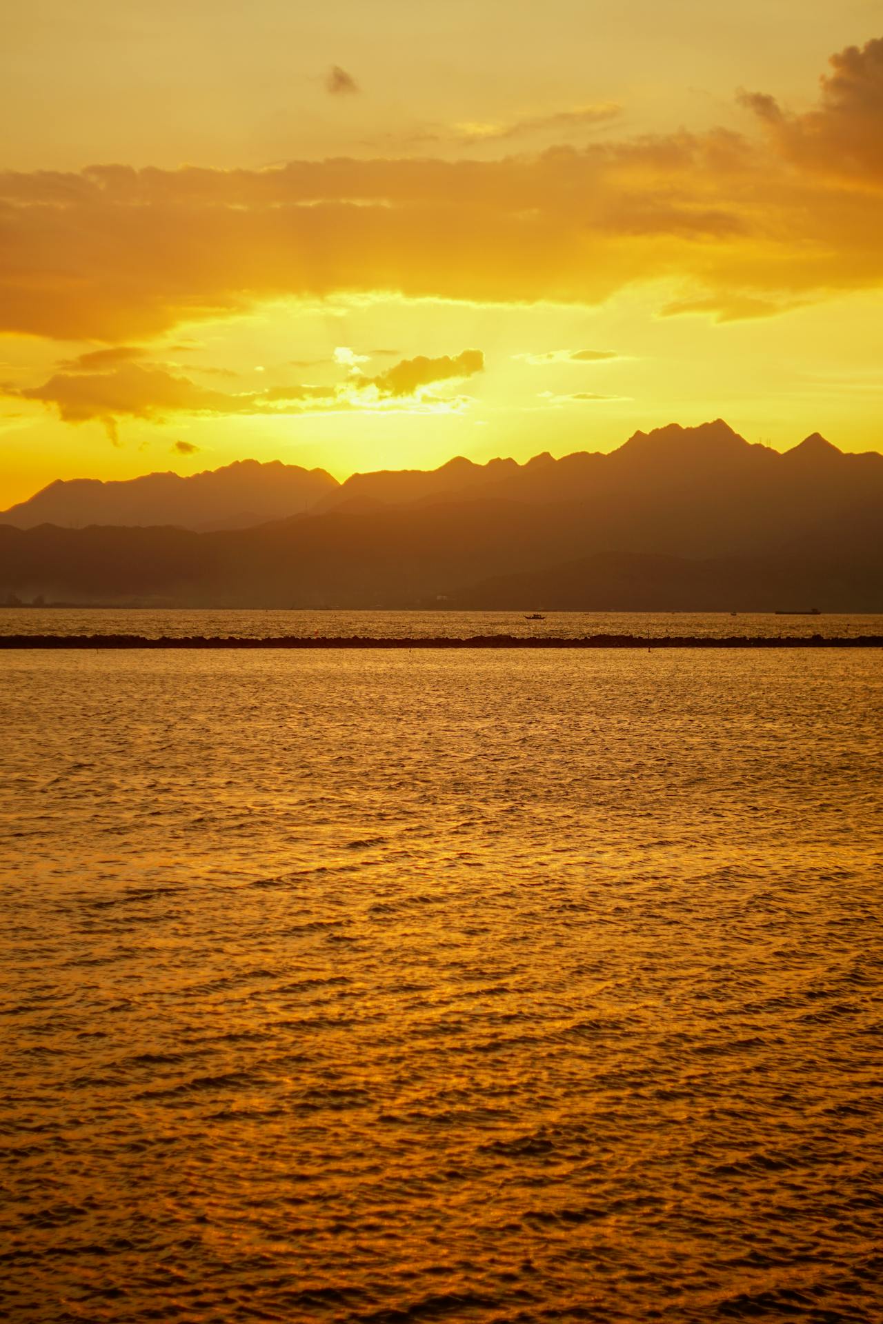 Lịch sử lâu dài của thu nhập cá nhân phổ quát