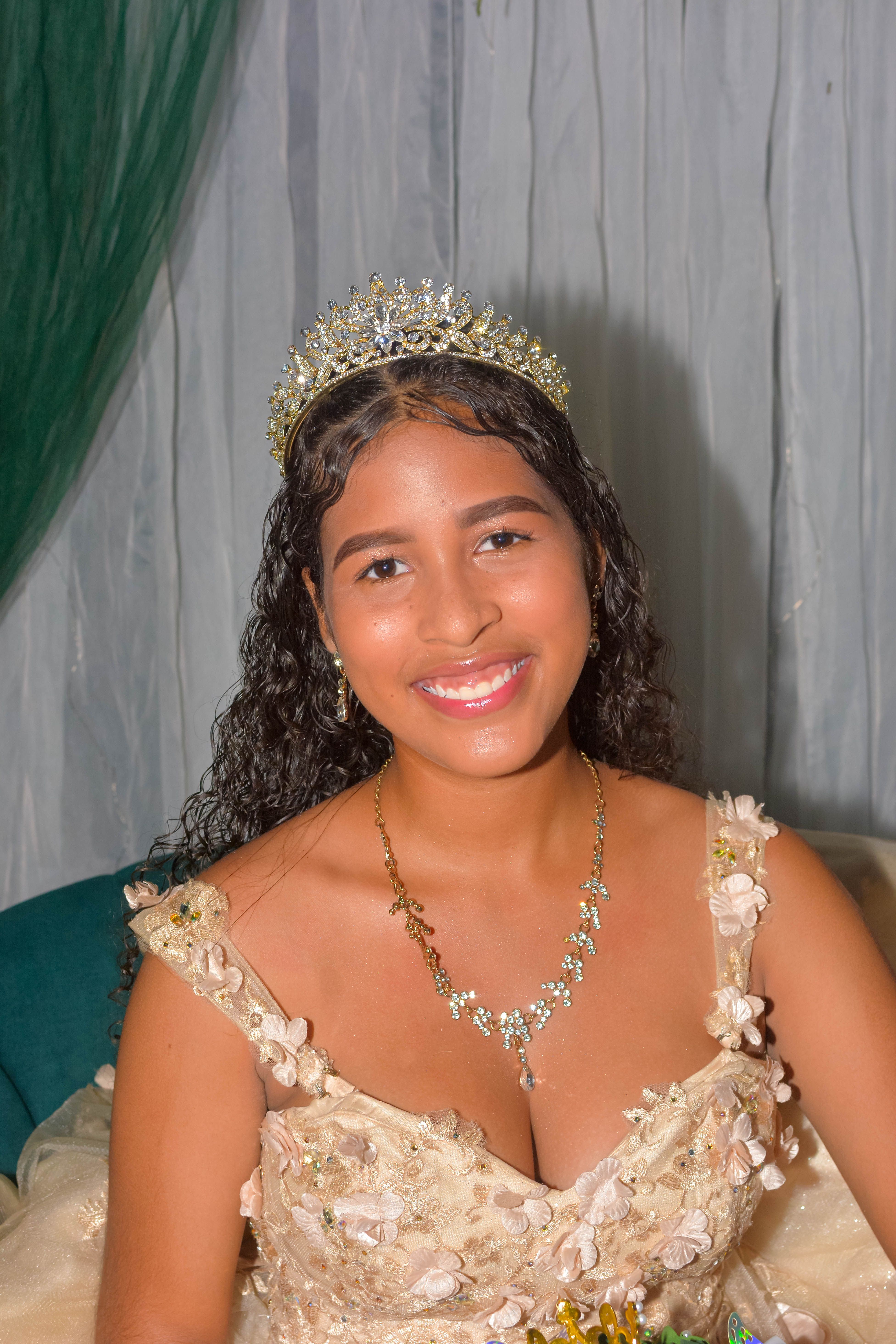 300-purenudism-pageant-100-pexels