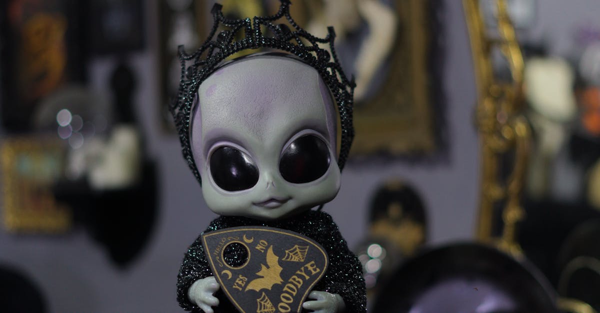 The Silent Current 1 image text