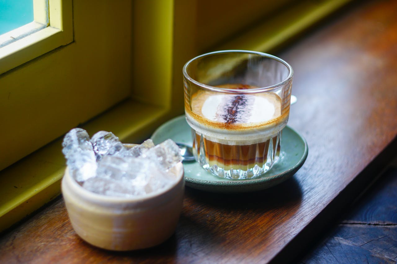 Không lạc lối, bạn chỉ đi theo đường người khác