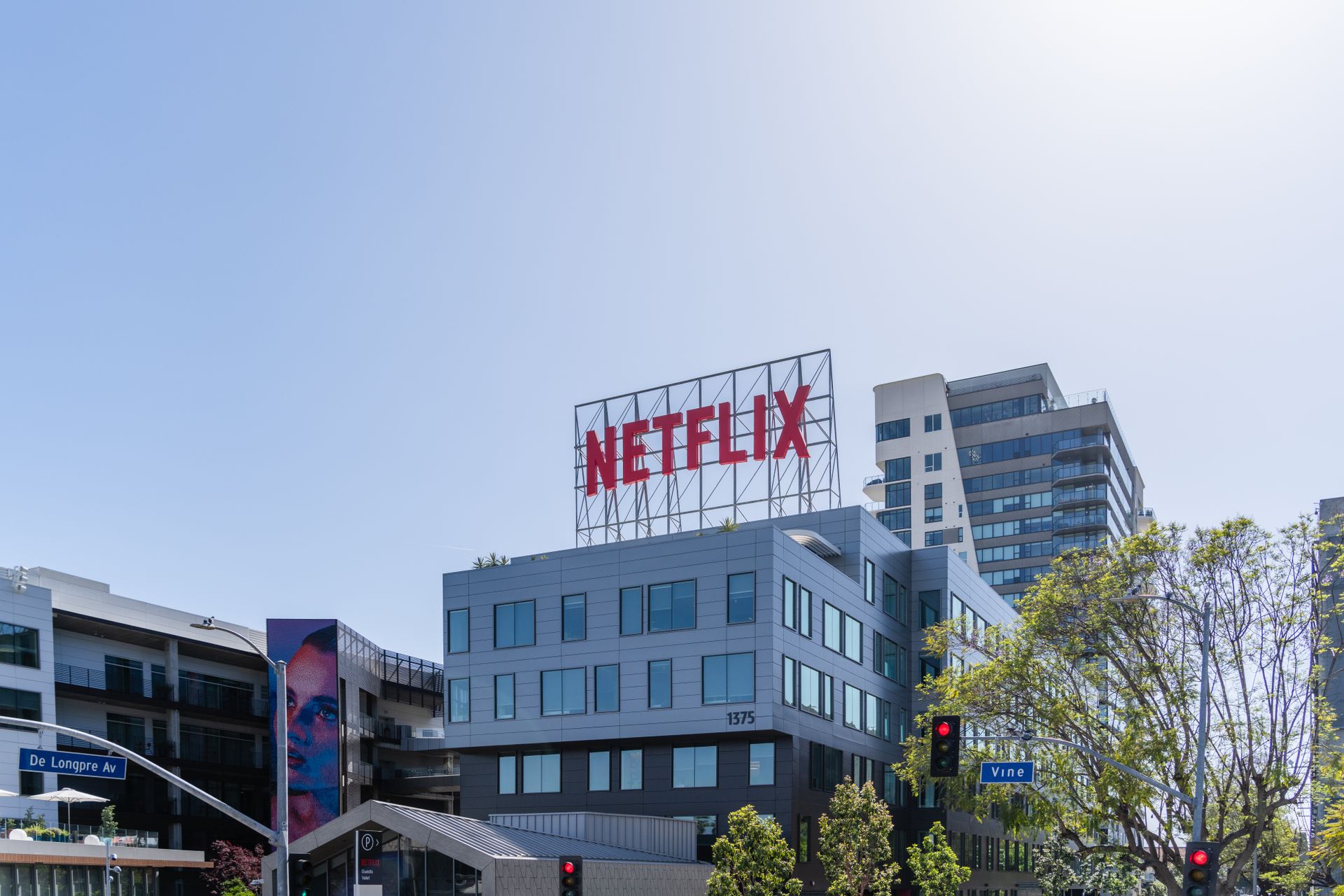 Exterior view of Netflix headquarters in Los Angeles under a clear sky.