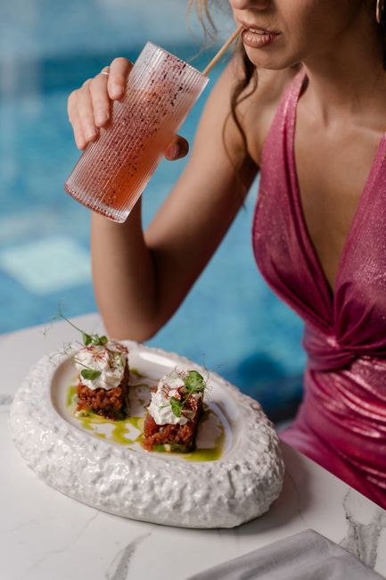 <b>Food, Glorious Food (and Drink!)</b> <b>Food, Glorious Food (and Drink!)</b>