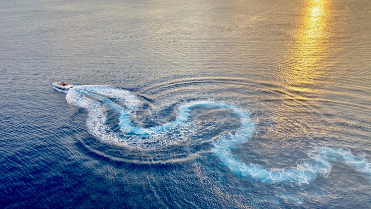 Photo Of Speed Boat On Sea