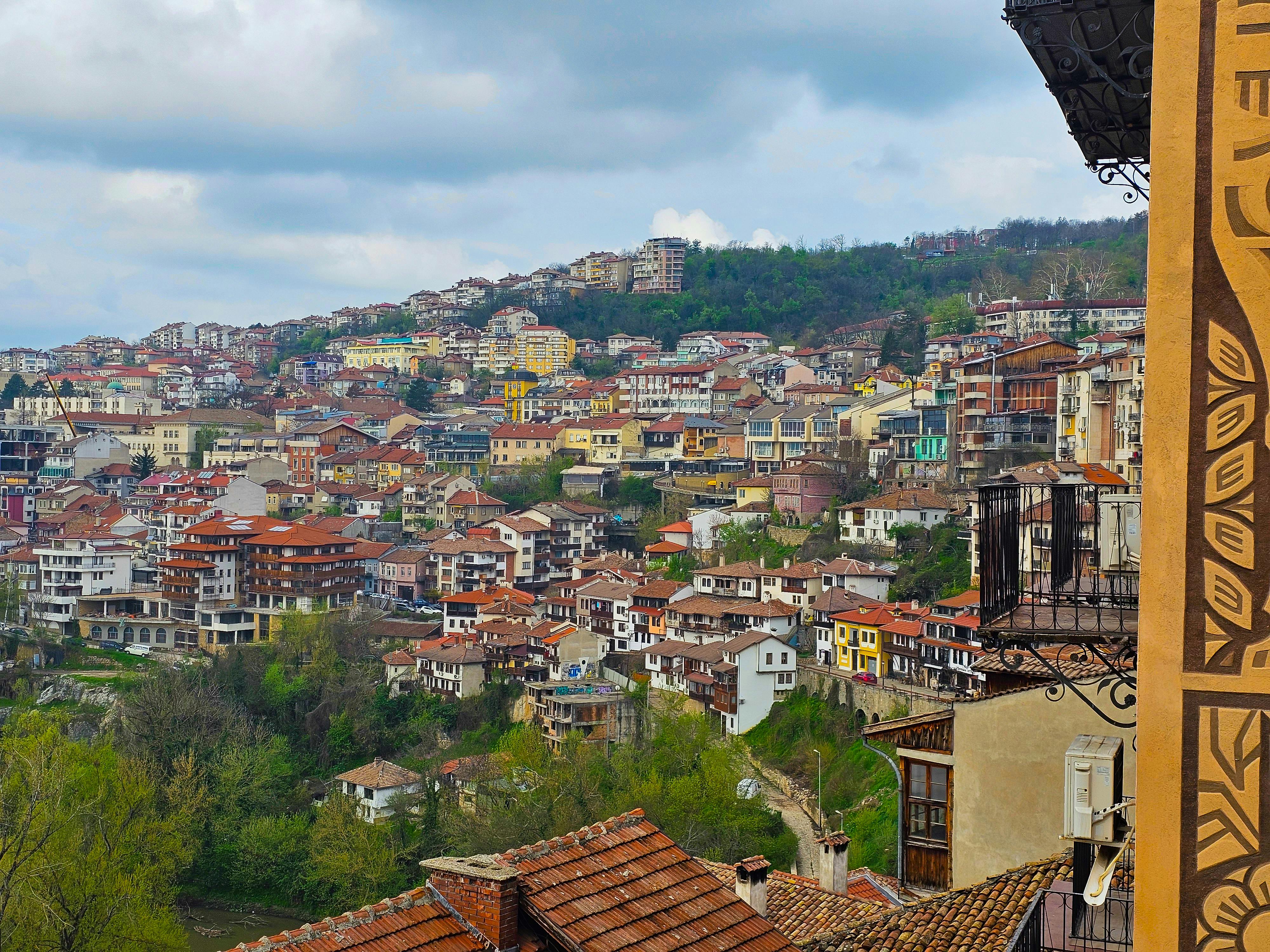 Visa XKLĐ Bulgaria: Hướng Dẫn Chi Tiết  Đầy Đủ