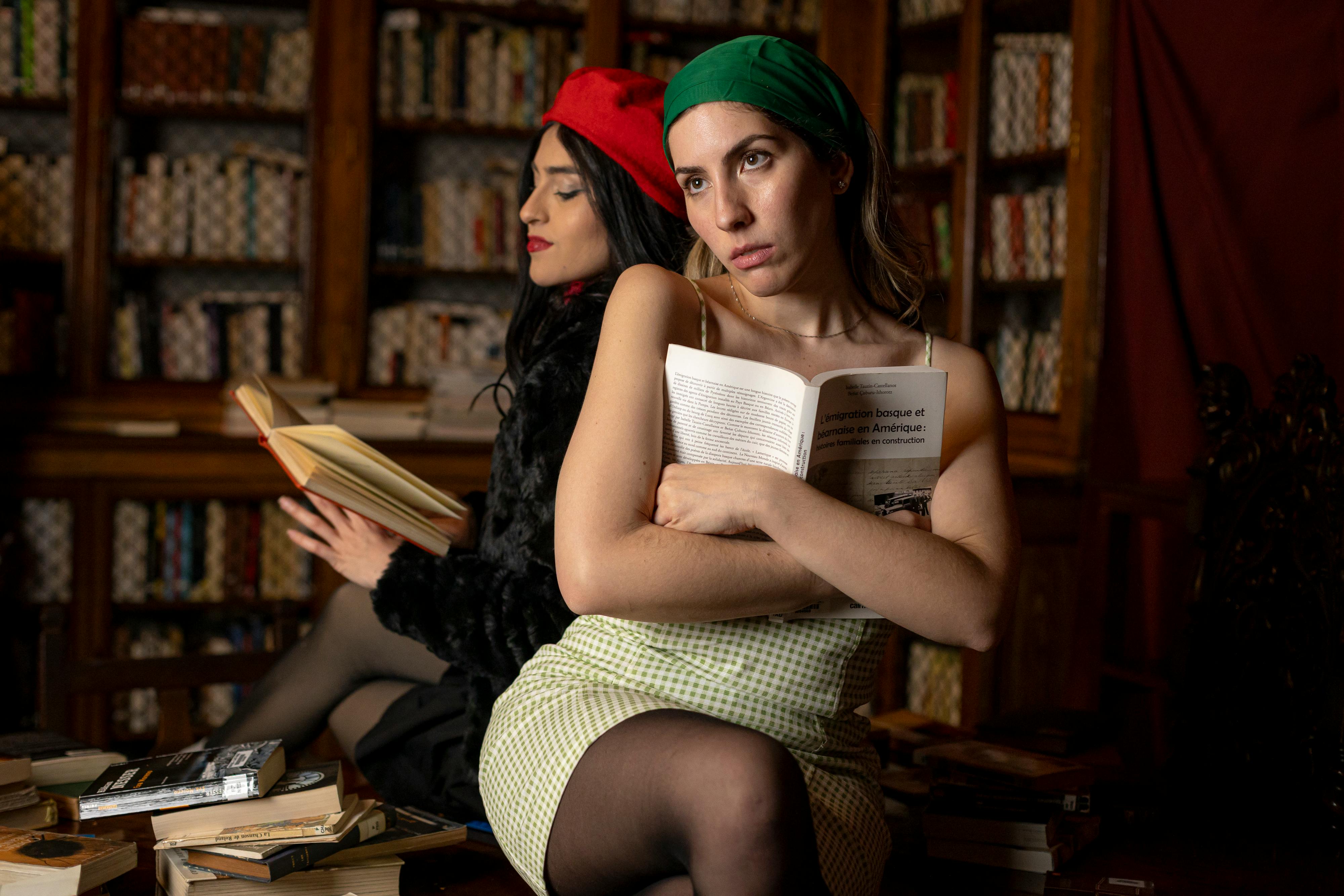 Mujeres En Ropa Interior Photos, Download