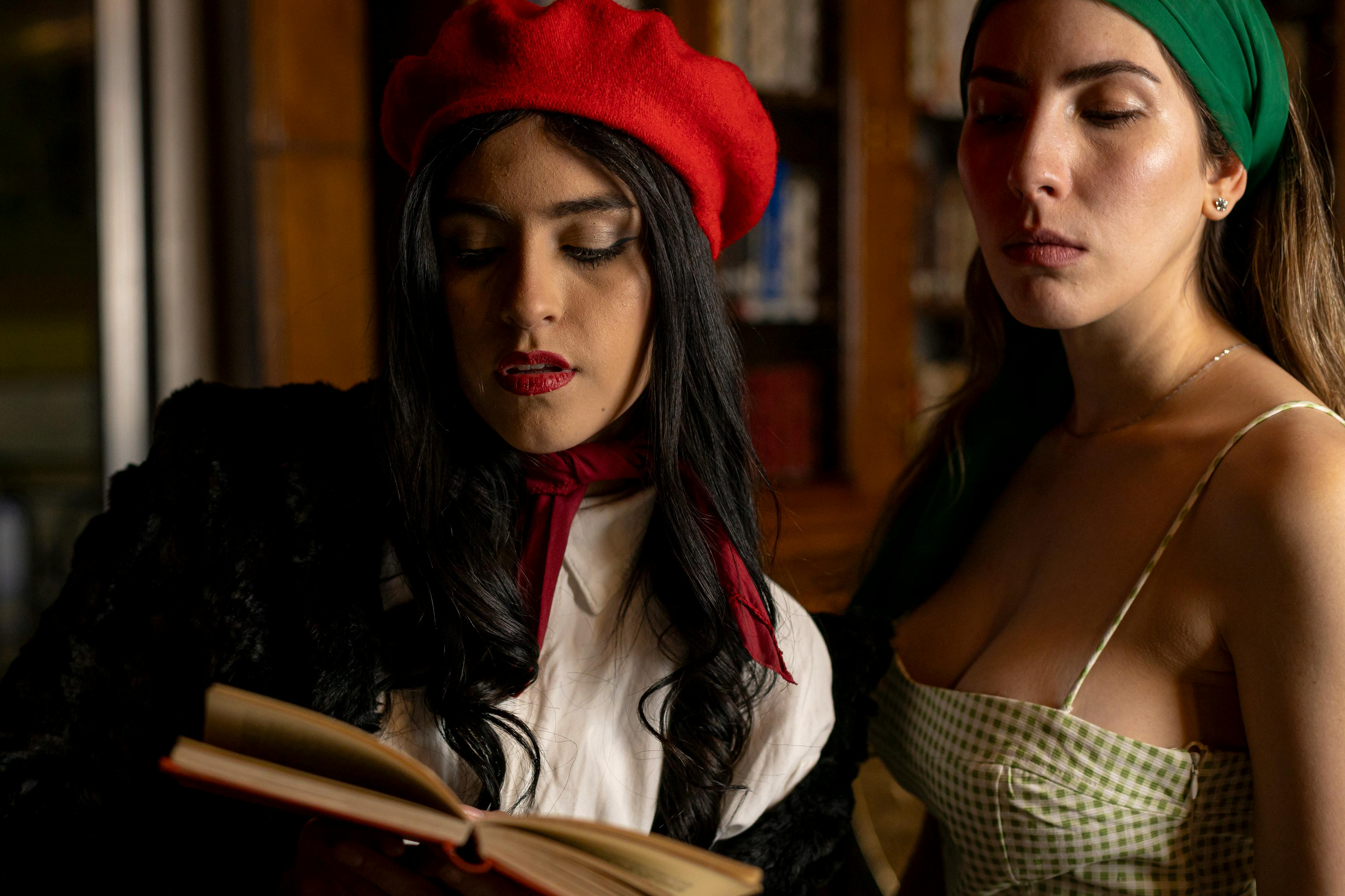 380.311+ Fotos y Imágenes de Mujeres peladas Gratis · Banco de Fotos Gratis